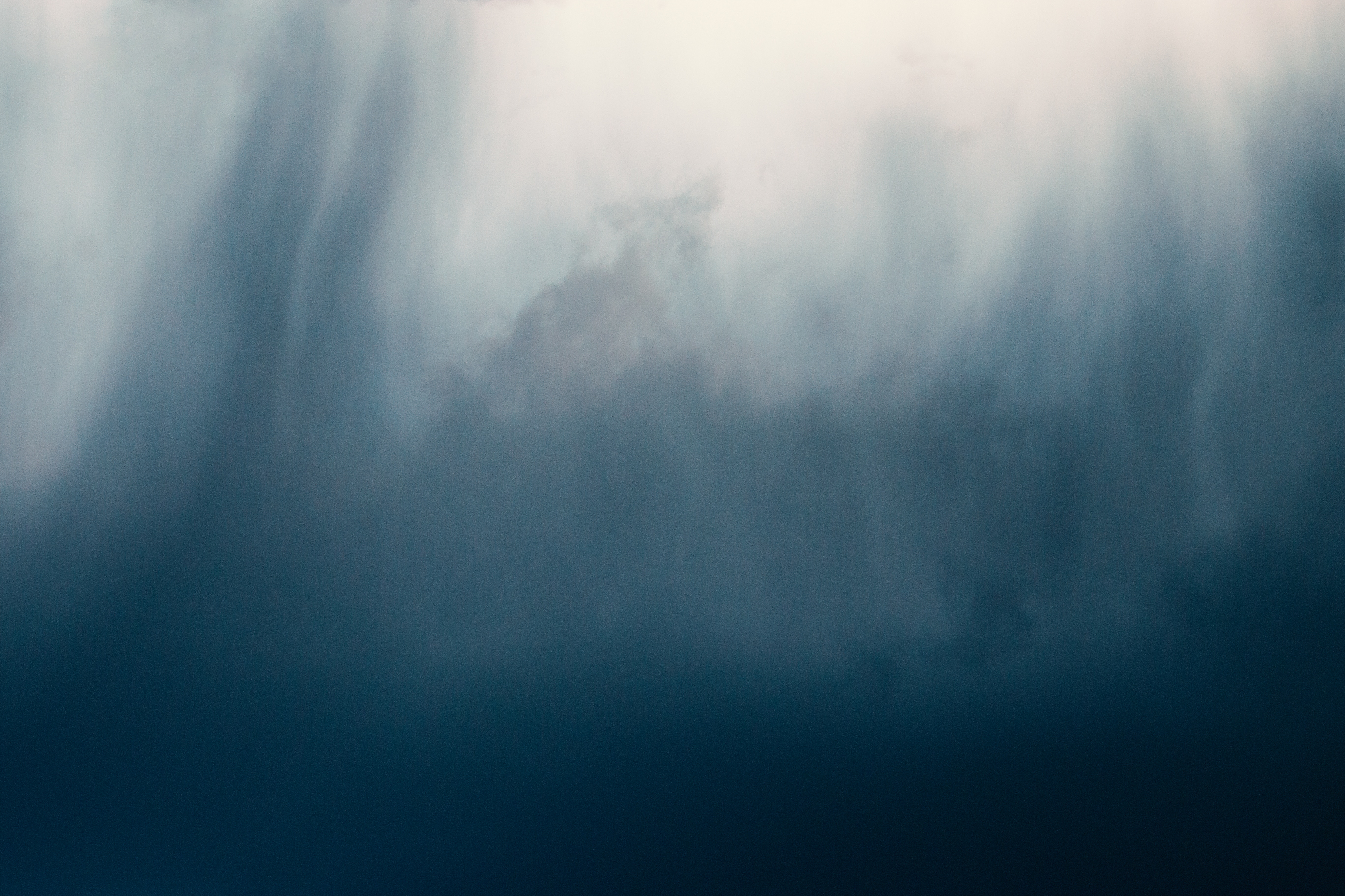 Dark clouds in the evening sky HD Wallpaper