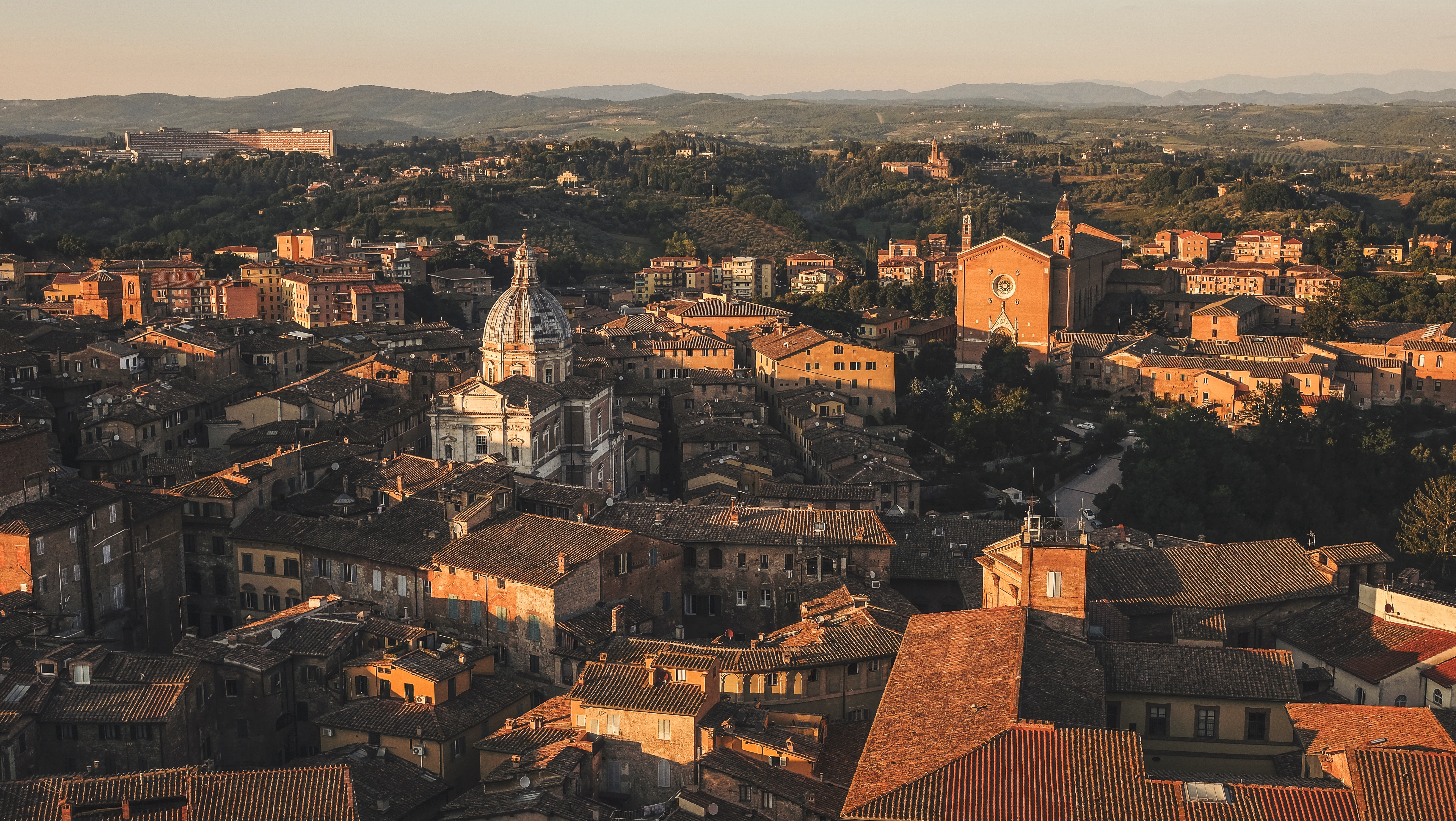 Siena, Tuscany: Rooftops and Architecture at Sunset HD Wallpaper