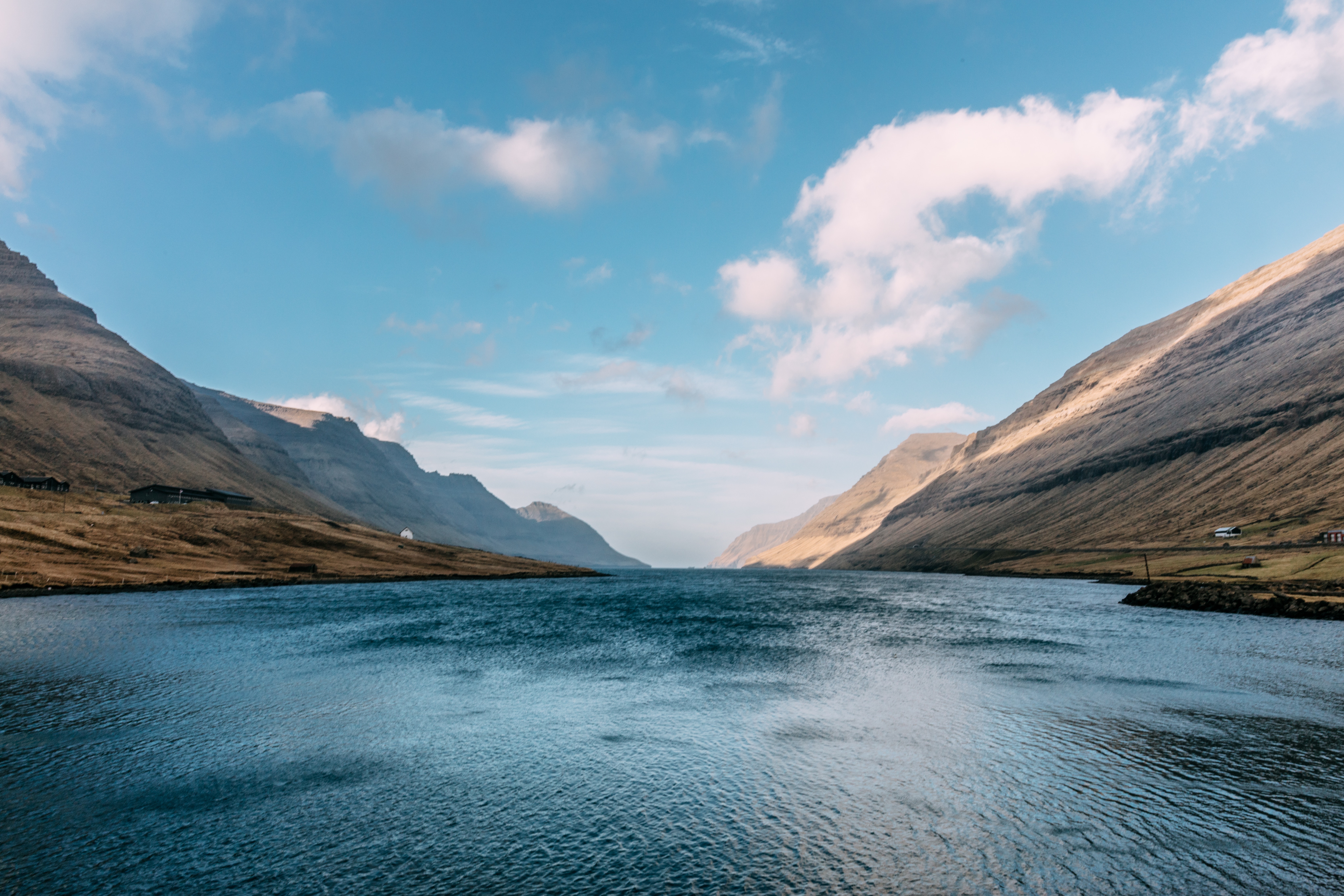 Mountain valley with a lake and clouds HD Wallpaper