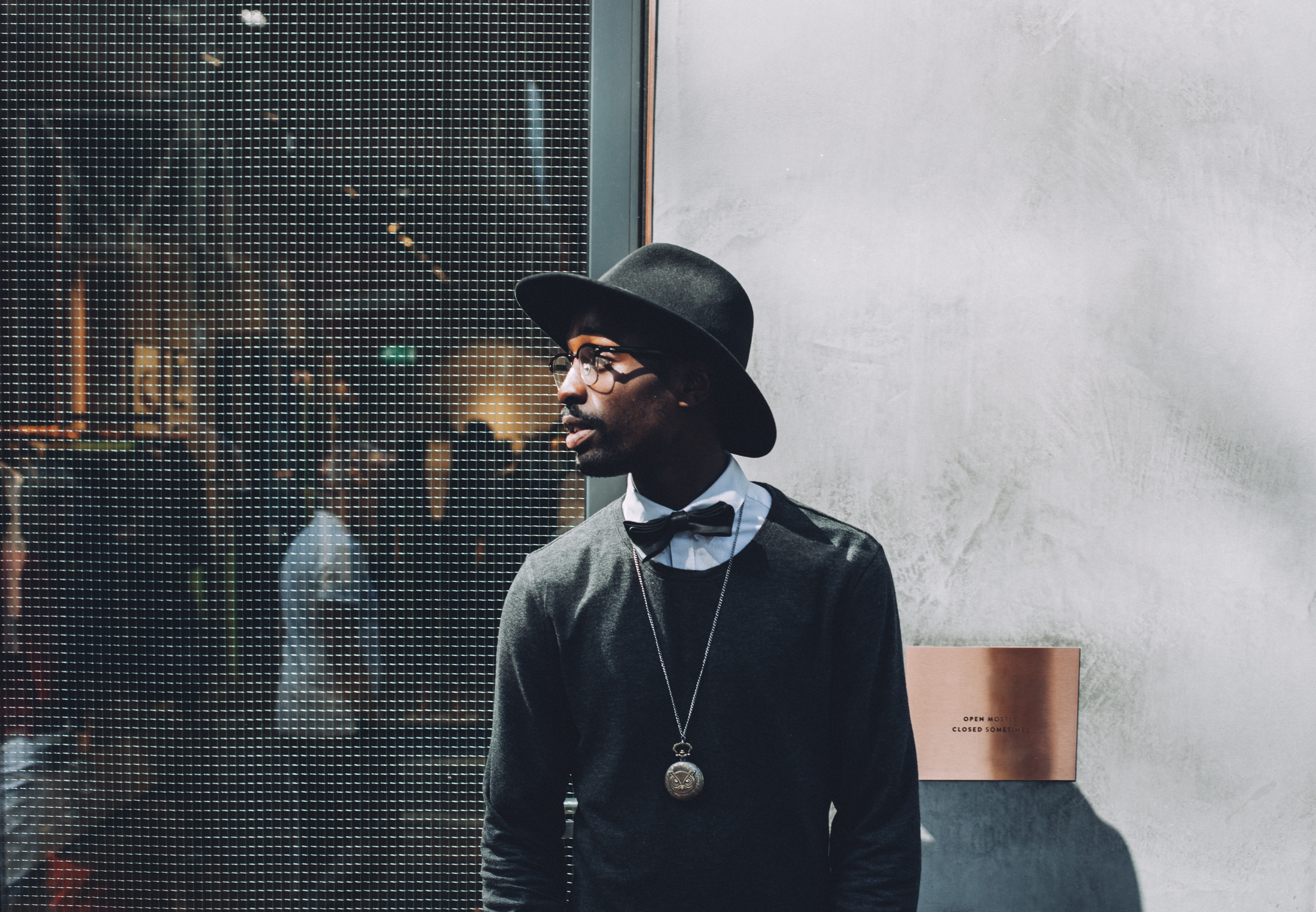 Man in hat and bow tie with pocket watch HD Wallpaper