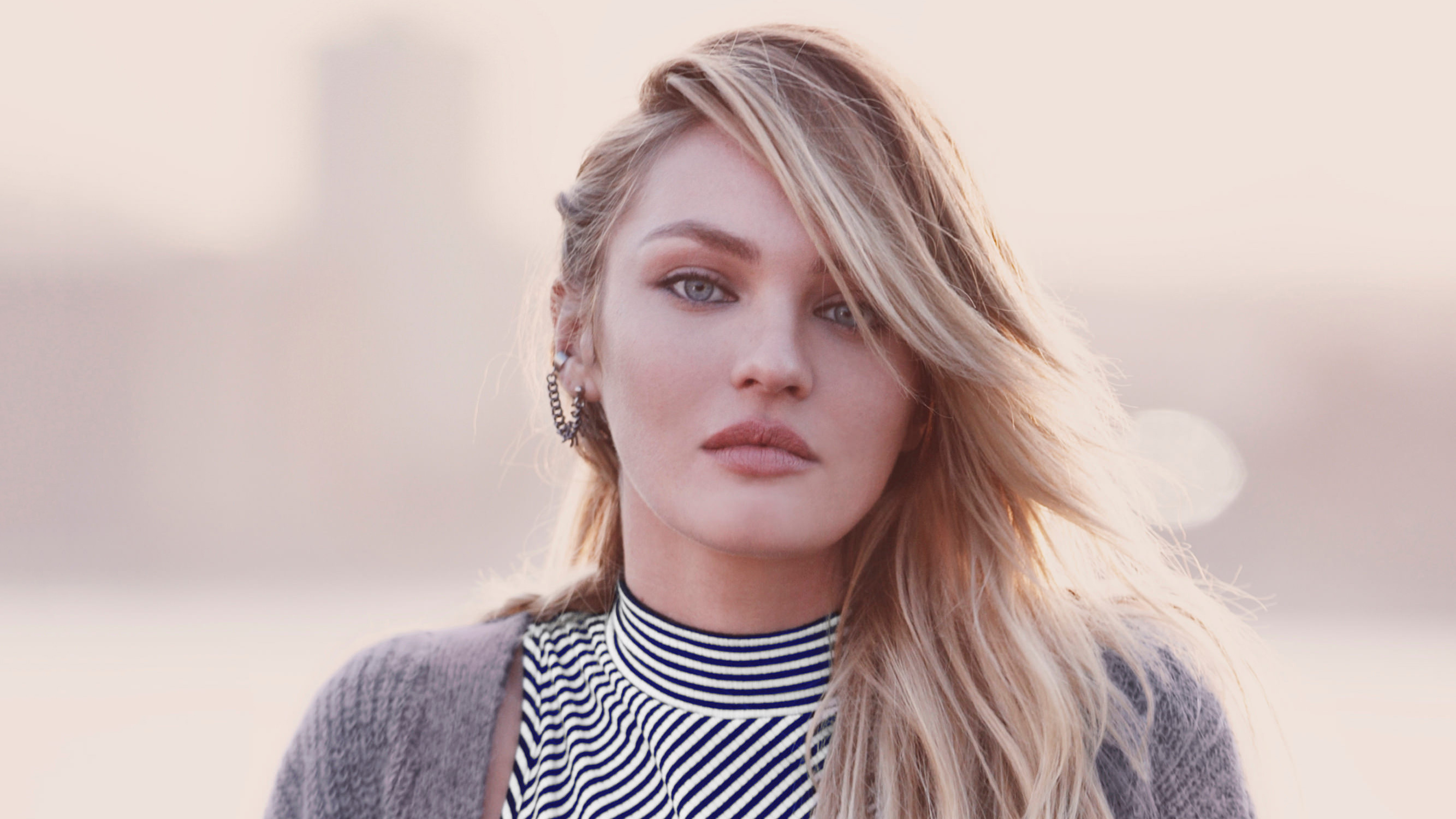 Candice Swanepoel portrait HD Wallpaper