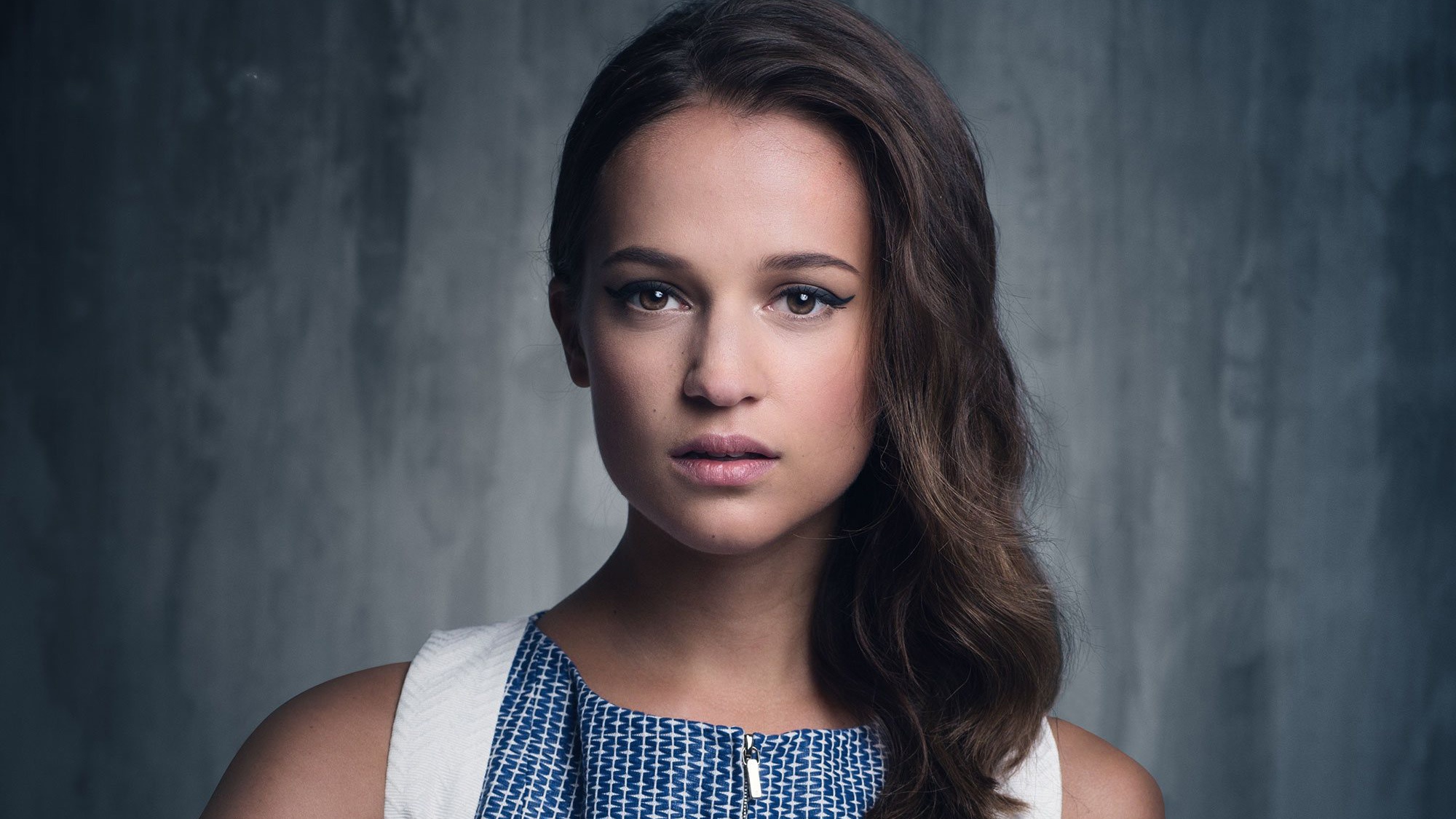 Alicia Vikander HD Wallpaper