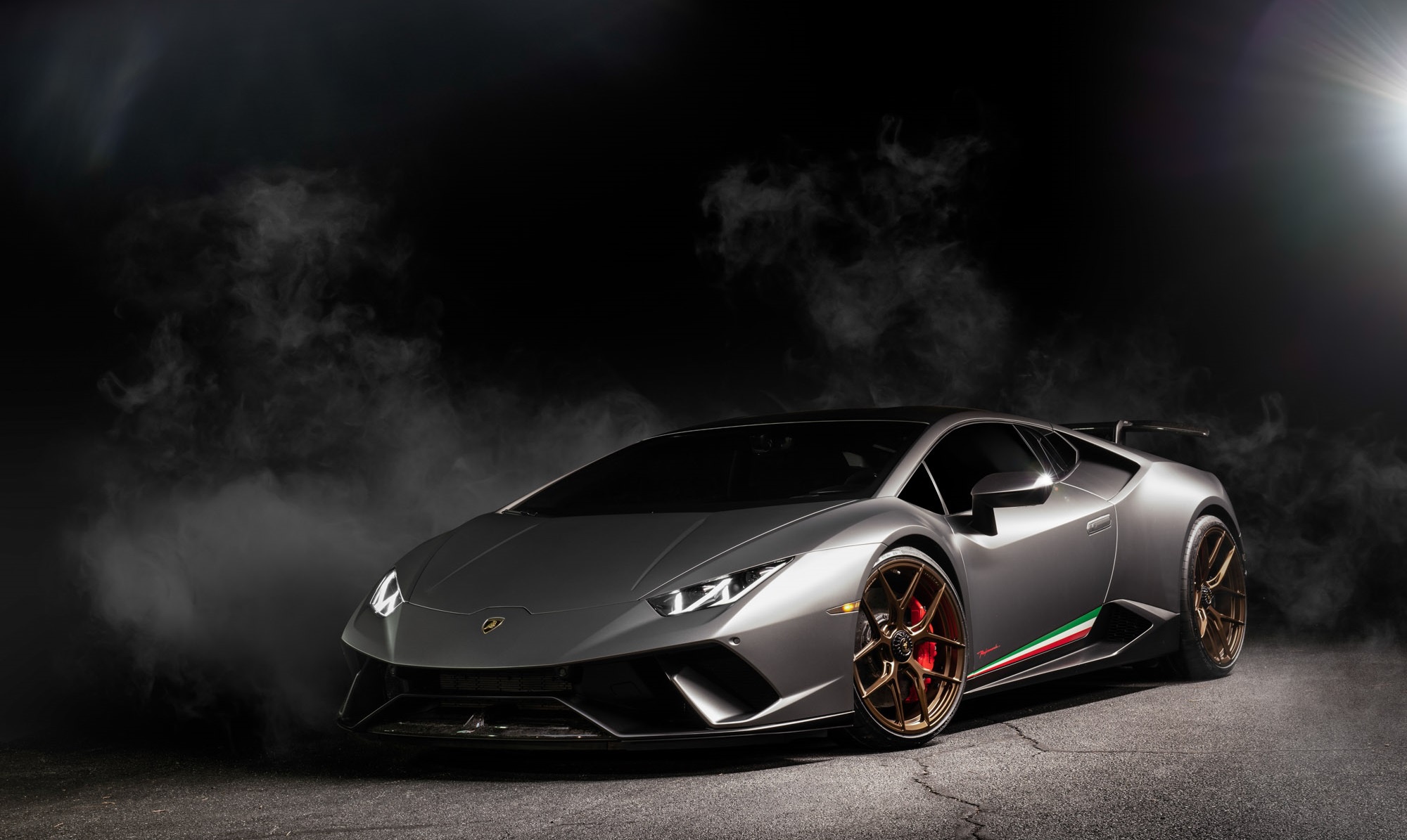 Silver Lamborghini Huracan with Italian flag accents HD Wallpaper