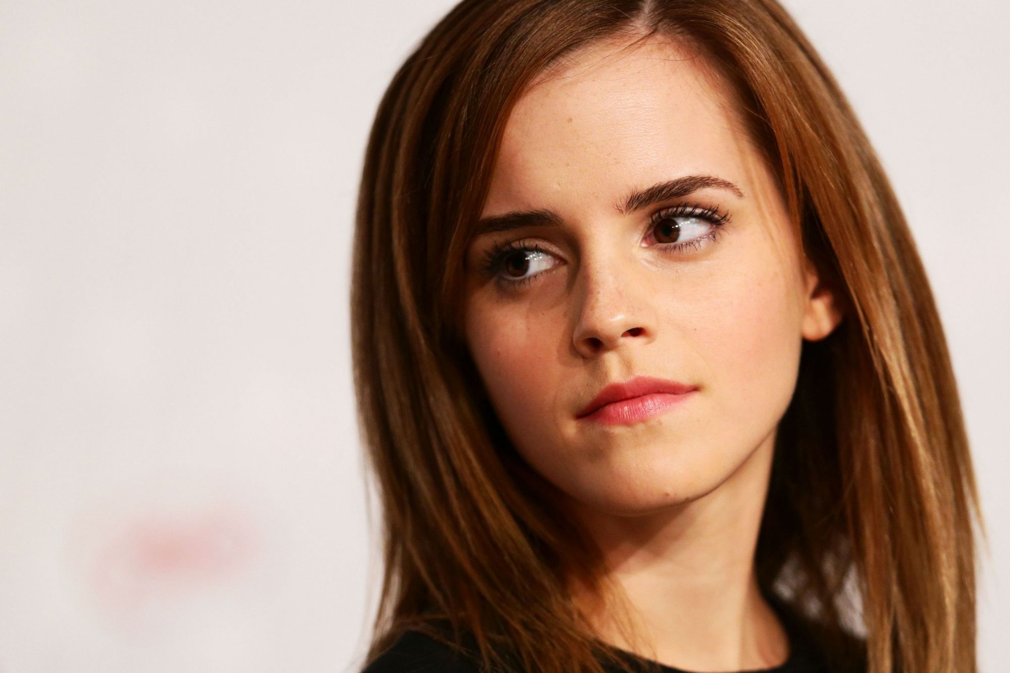 Emma Watson Portrait with Brown Hair and Eyes HD Wallpaper