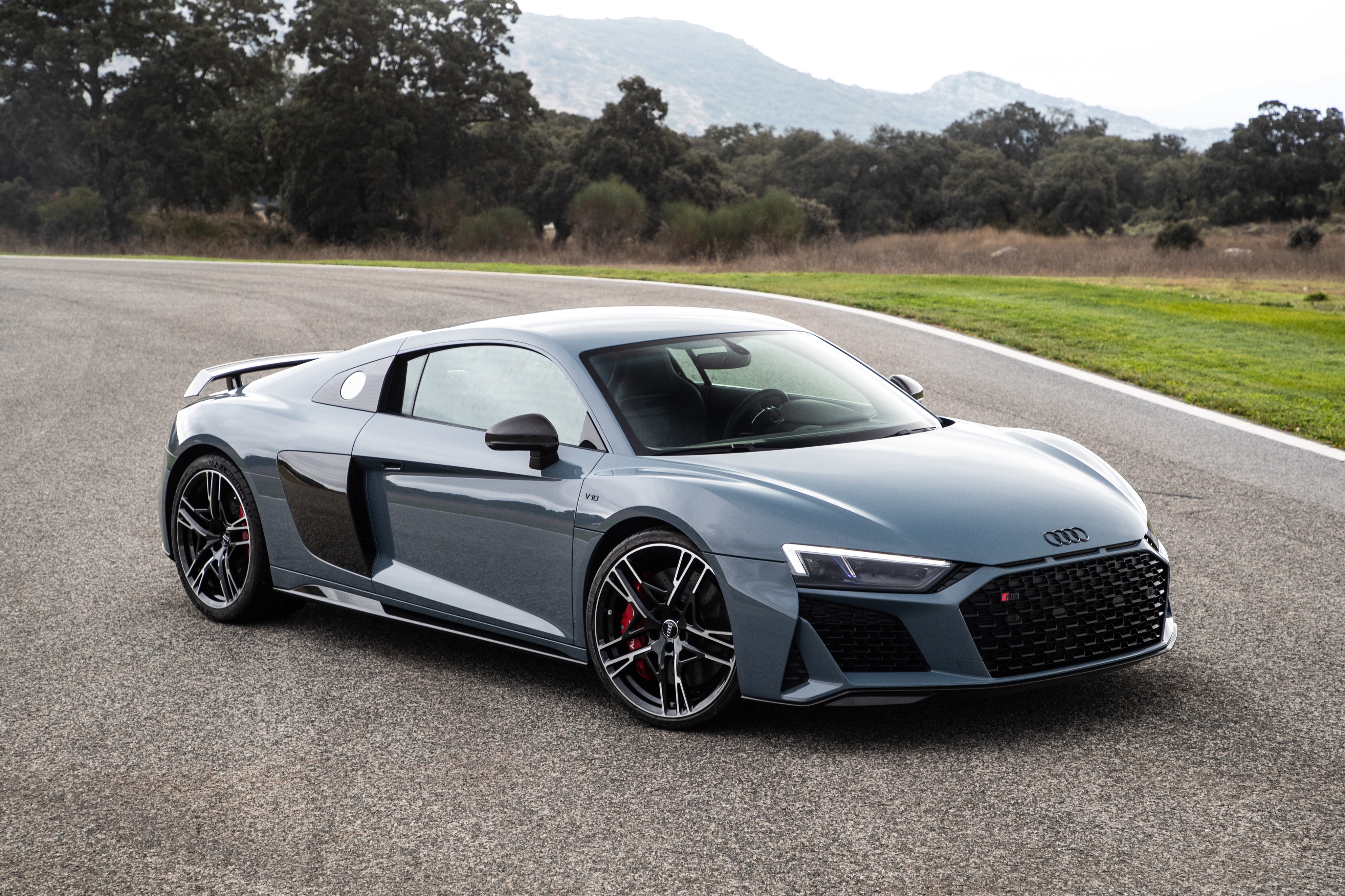 Audi R8 V10 Performance Spyder HD Wallpaper