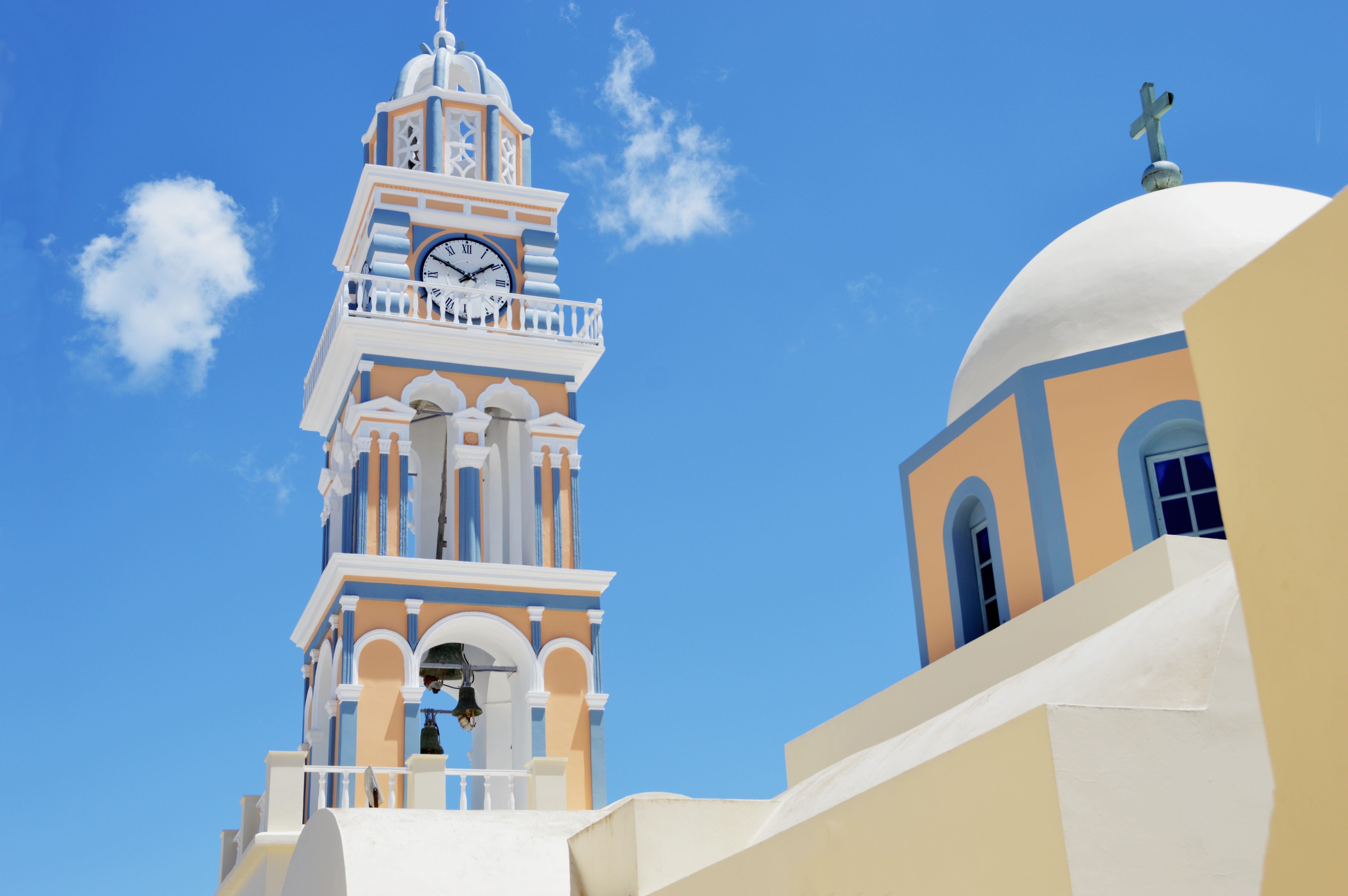 Bell tower and dome of a church against a blue sky HD Wallpaper
