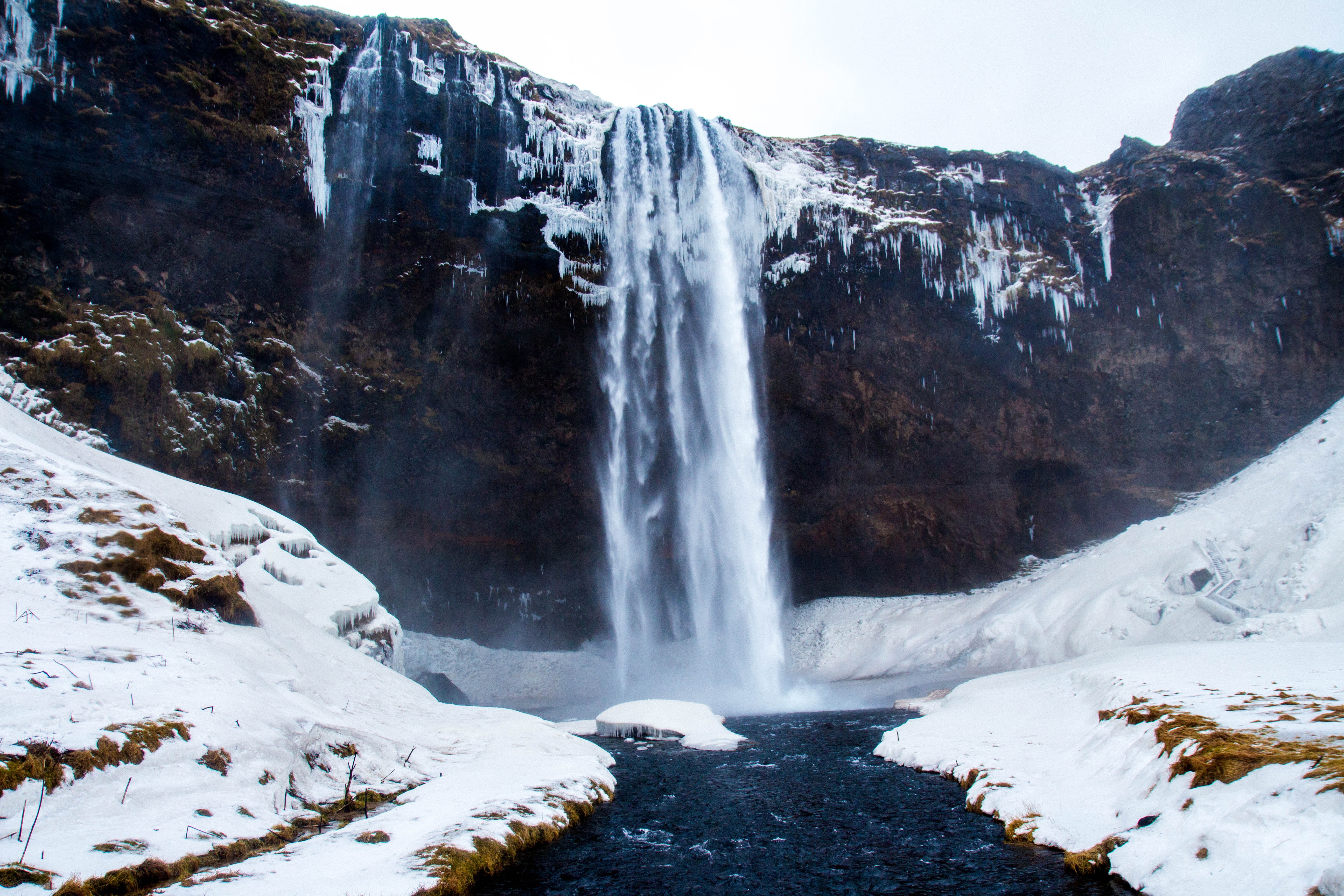 Seljalandsfoss Waterfall in Iceland during Winter HD Wallpaper