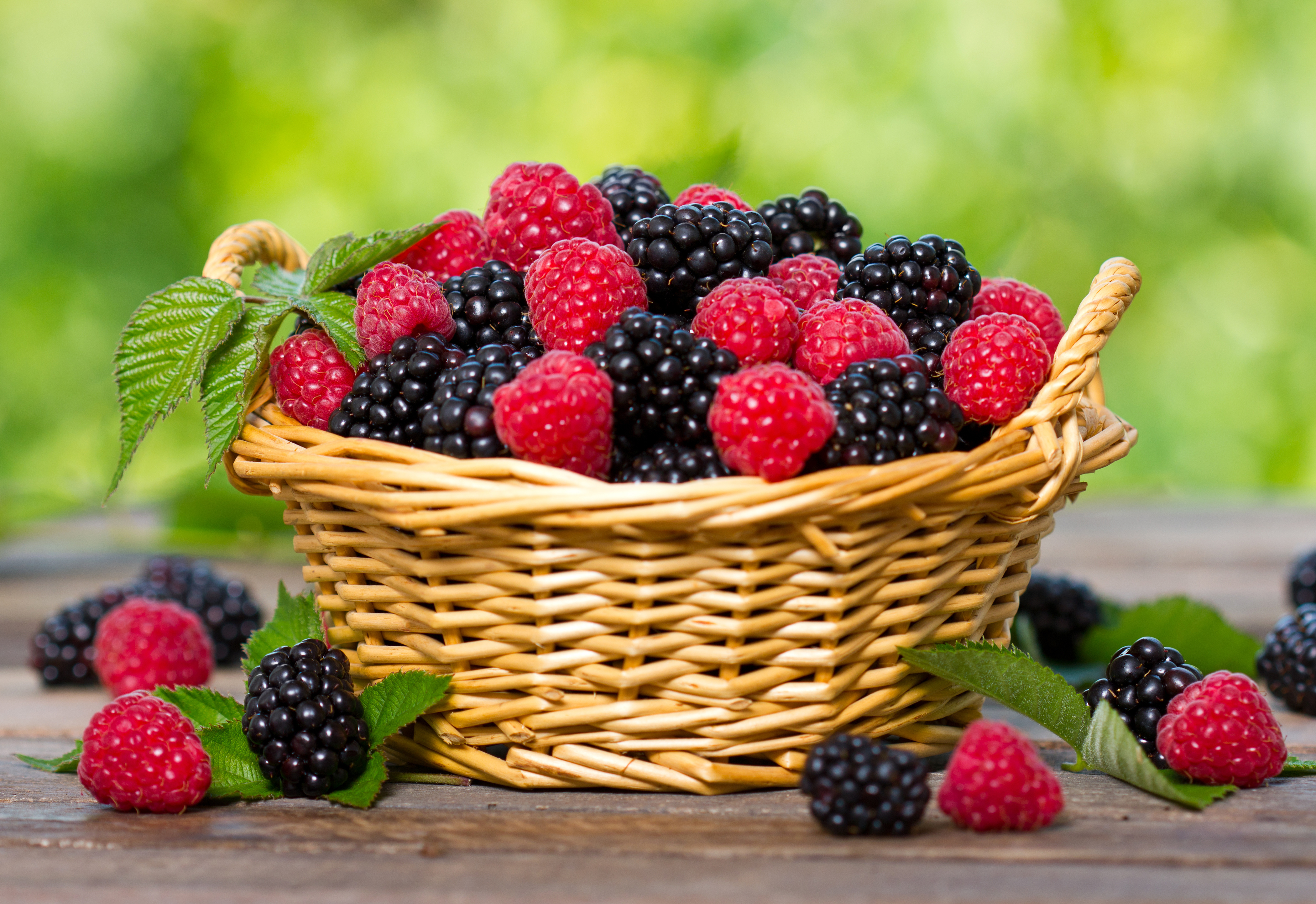 Basket of Blackberries and Raspberries HD Wallpaper