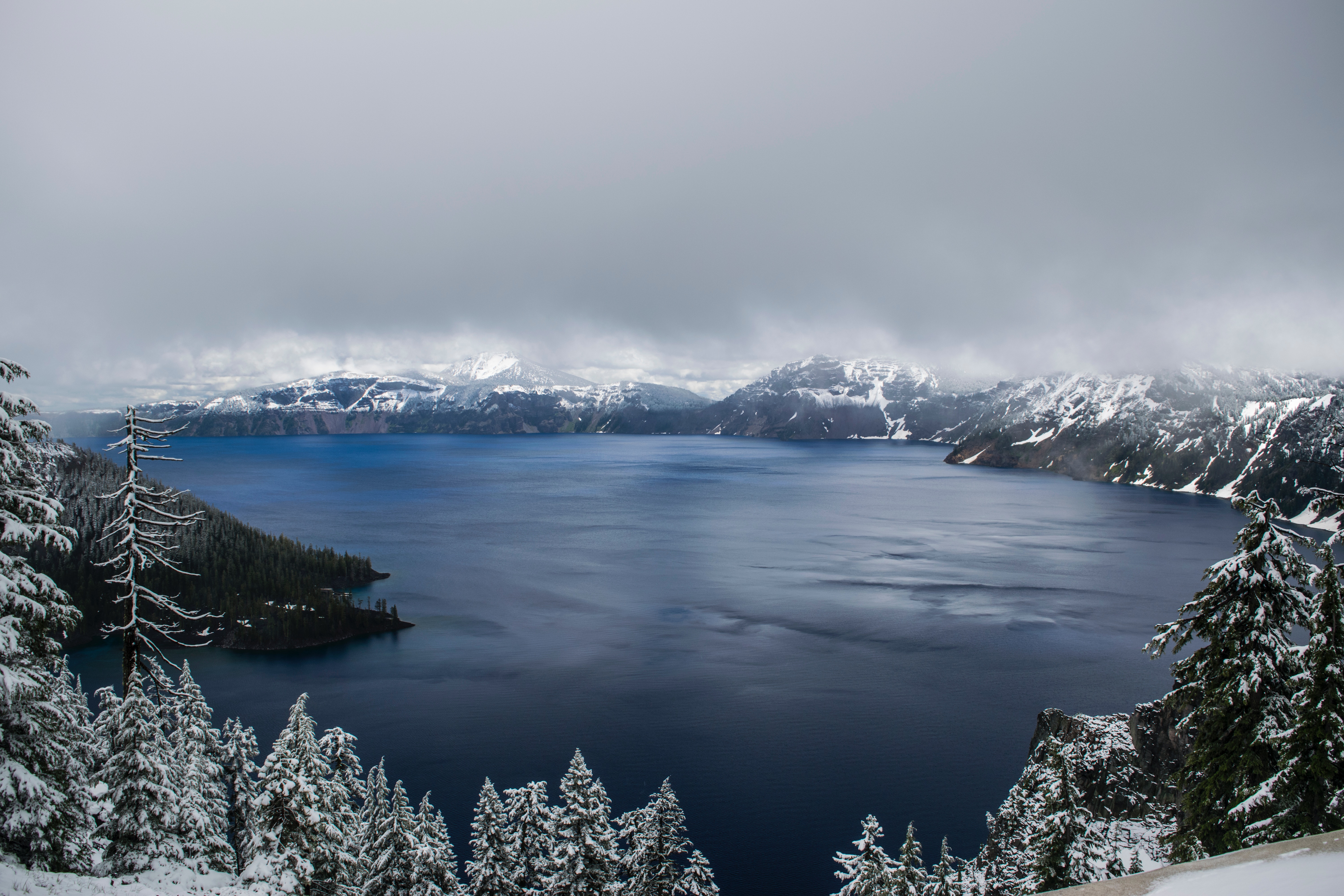 Crater Lake National Park in Winter HD Wallpaper