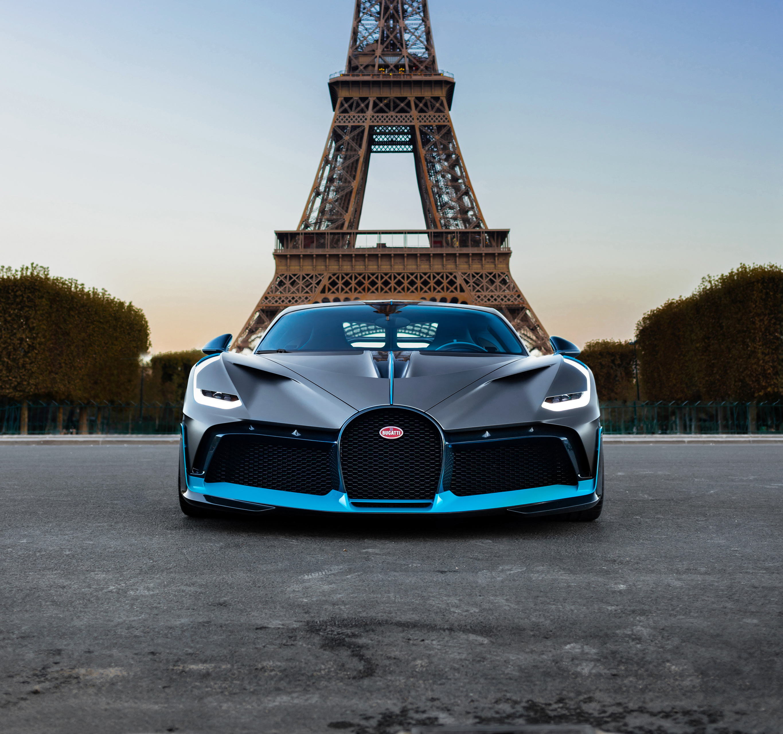 Bugatti Divo in Front of Eiffel Tower at Dawn HD Wallpaper