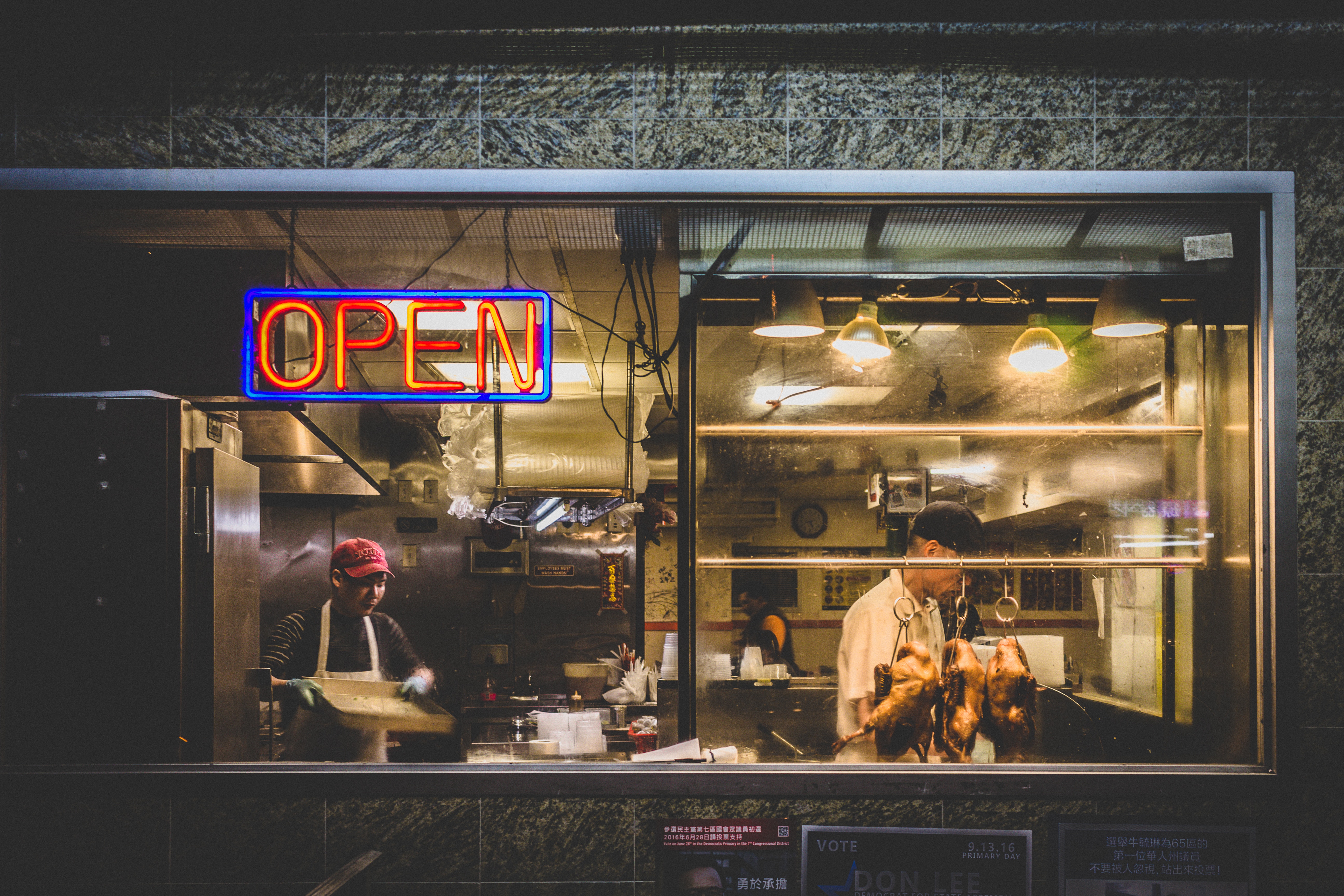Chinese restaurant in Chinatown, New York City HD Wallpaper
