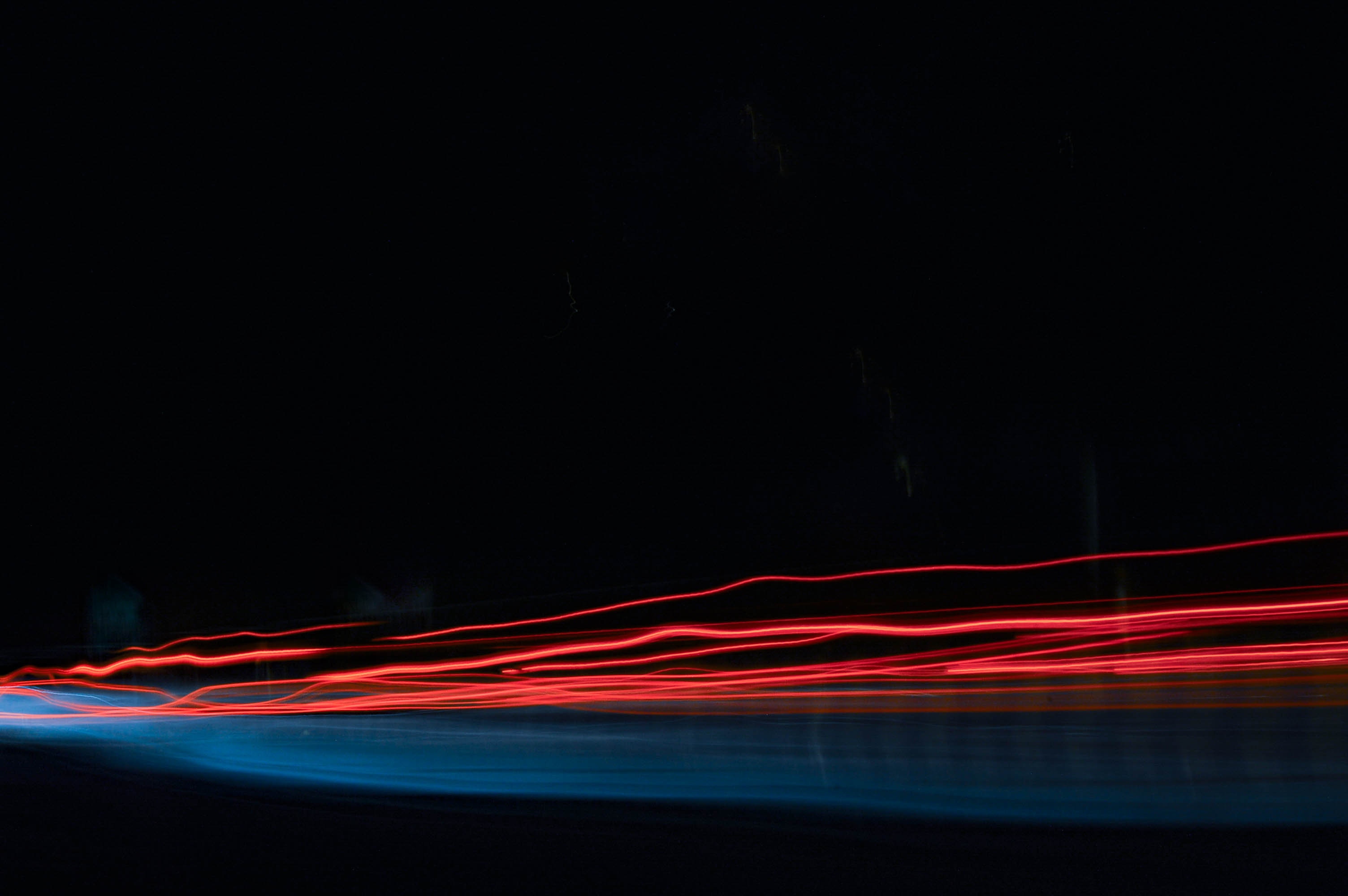 Red and blue light trails at night HD Wallpaper