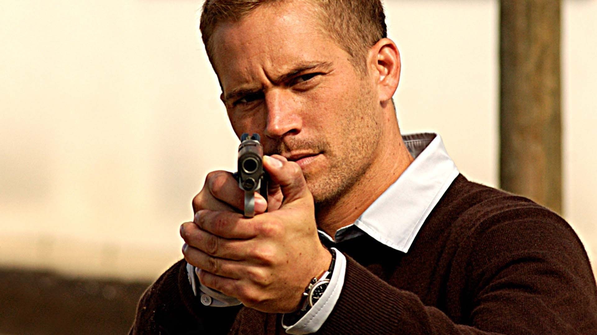 Paul Walker aiming a handgun HD Wallpaper