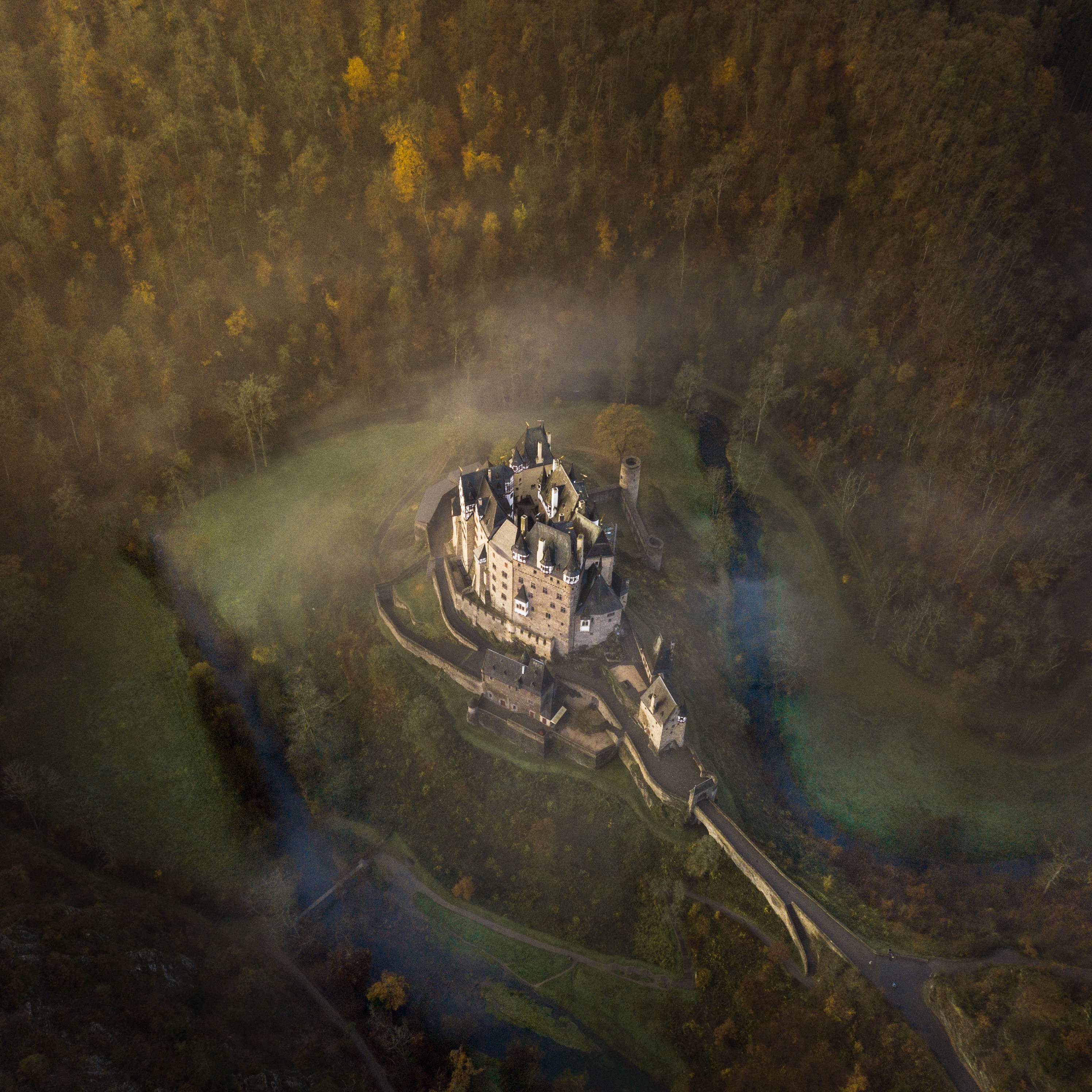 Eltz Castle in Germany from above HD Wallpaper