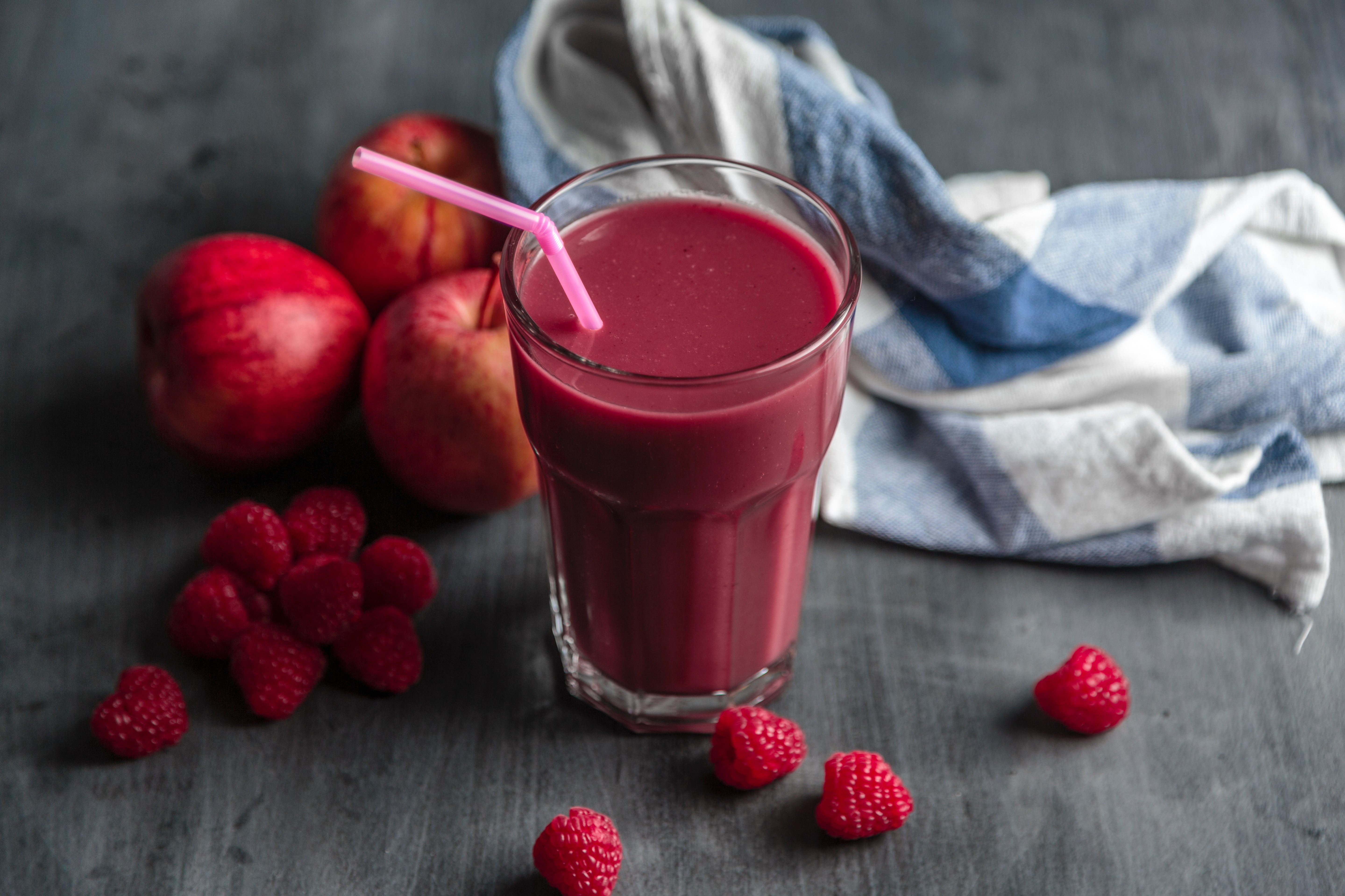 Raspberry smoothie with apples and a towel HD Wallpaper