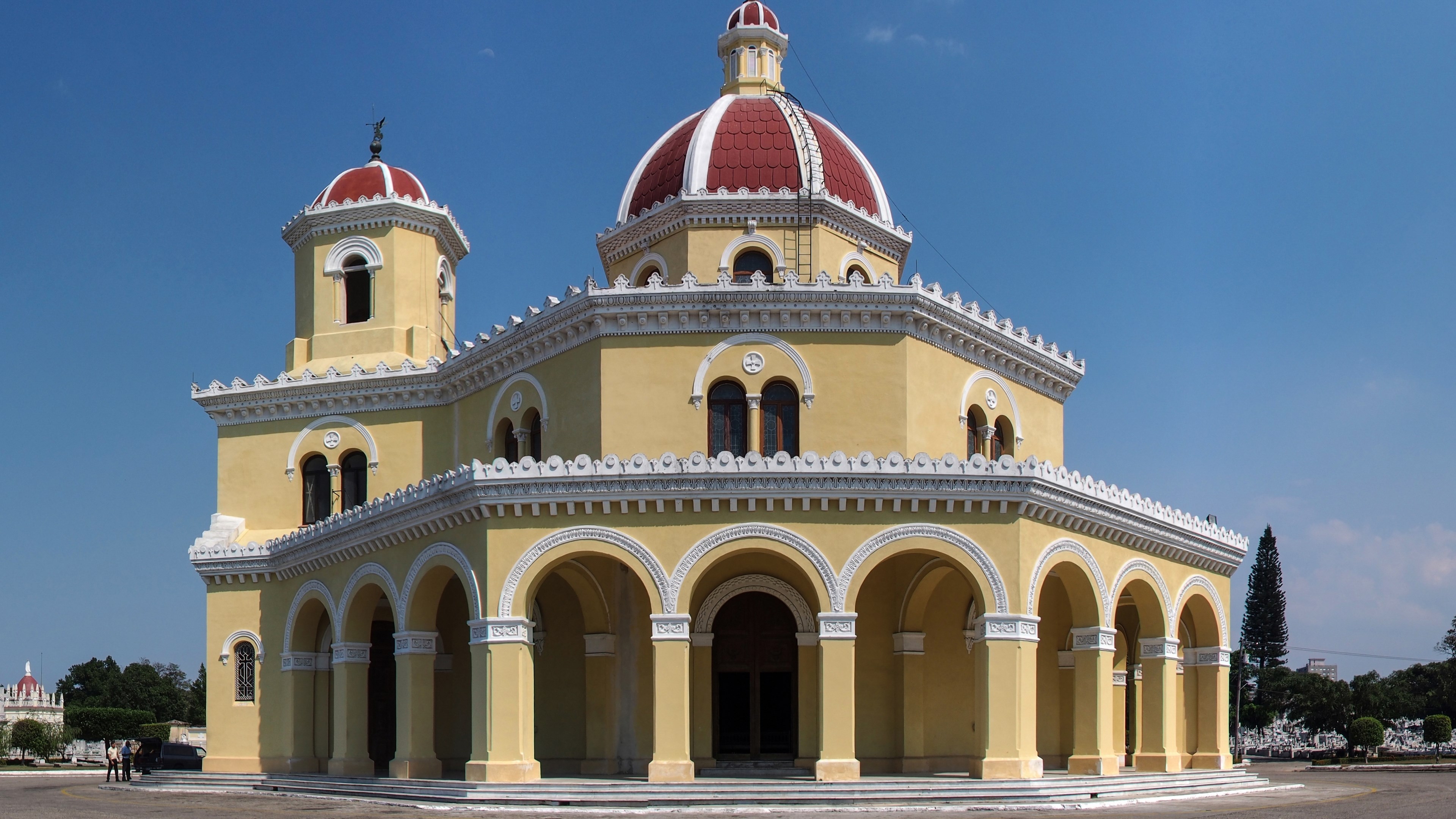 Yellow Mausoleum with Red Domes HD Wallpaper