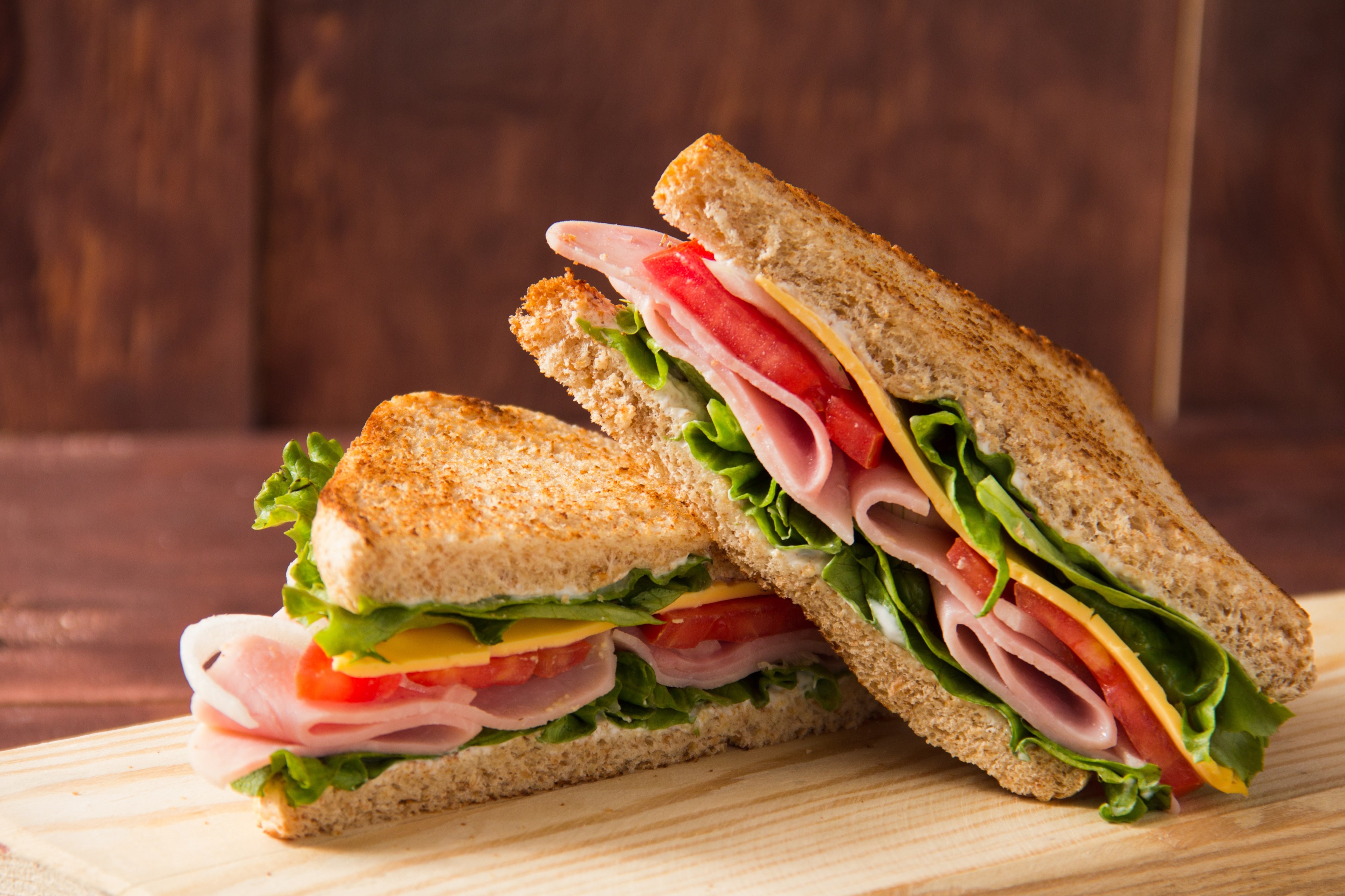 Fresh Turkey Sandwich with Lettuce and Tomato HD Wallpaper
