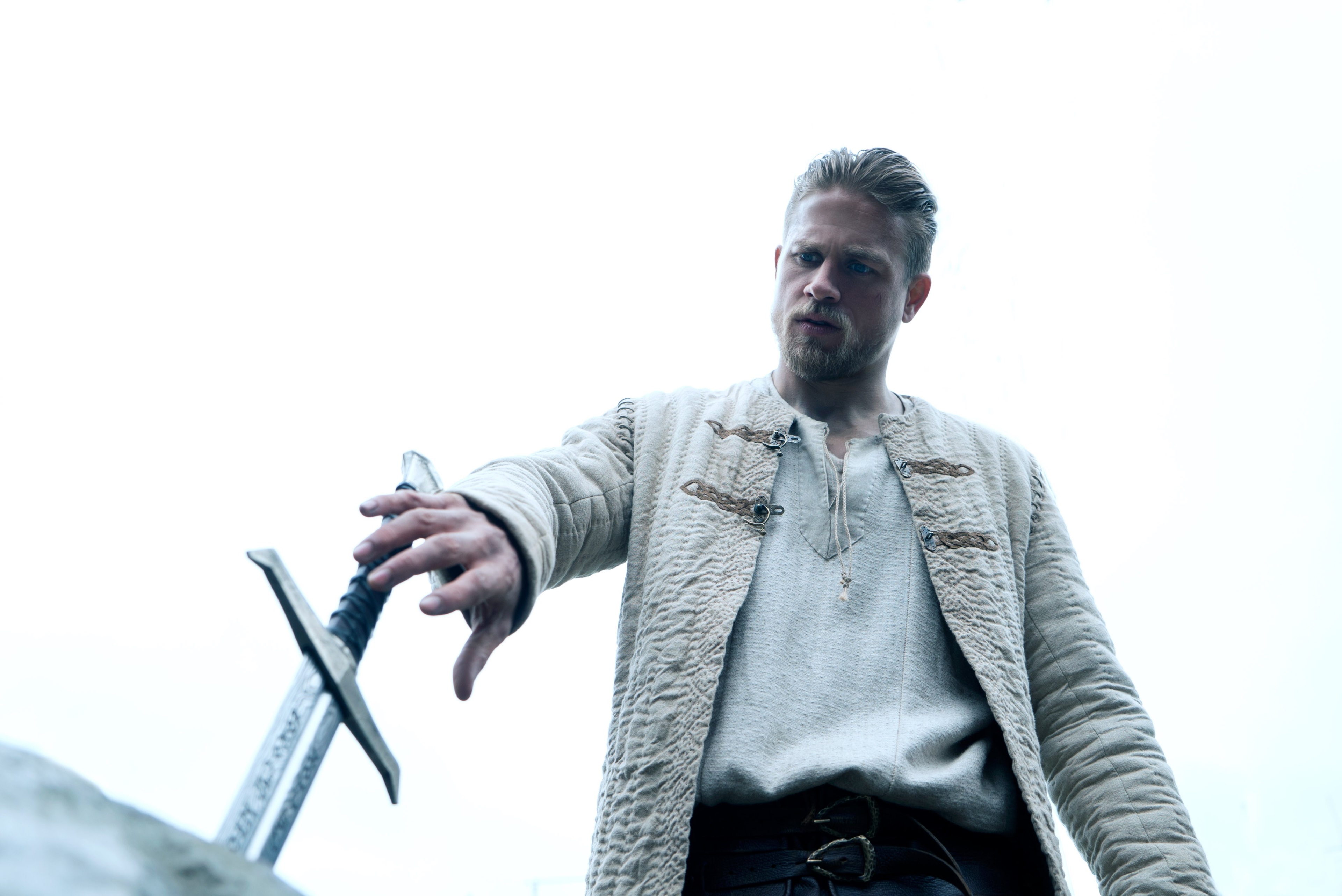 King Arthur from King Arthur: Legend of the Sword 4K HD Wallpaper