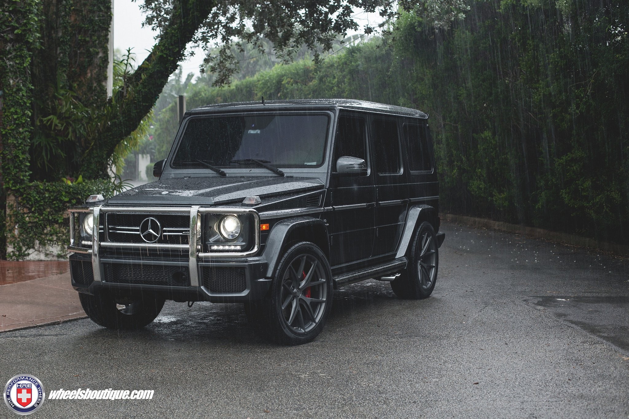 Black Mercedes-Benz G-Class on a Rainy Day HD Wallpaper