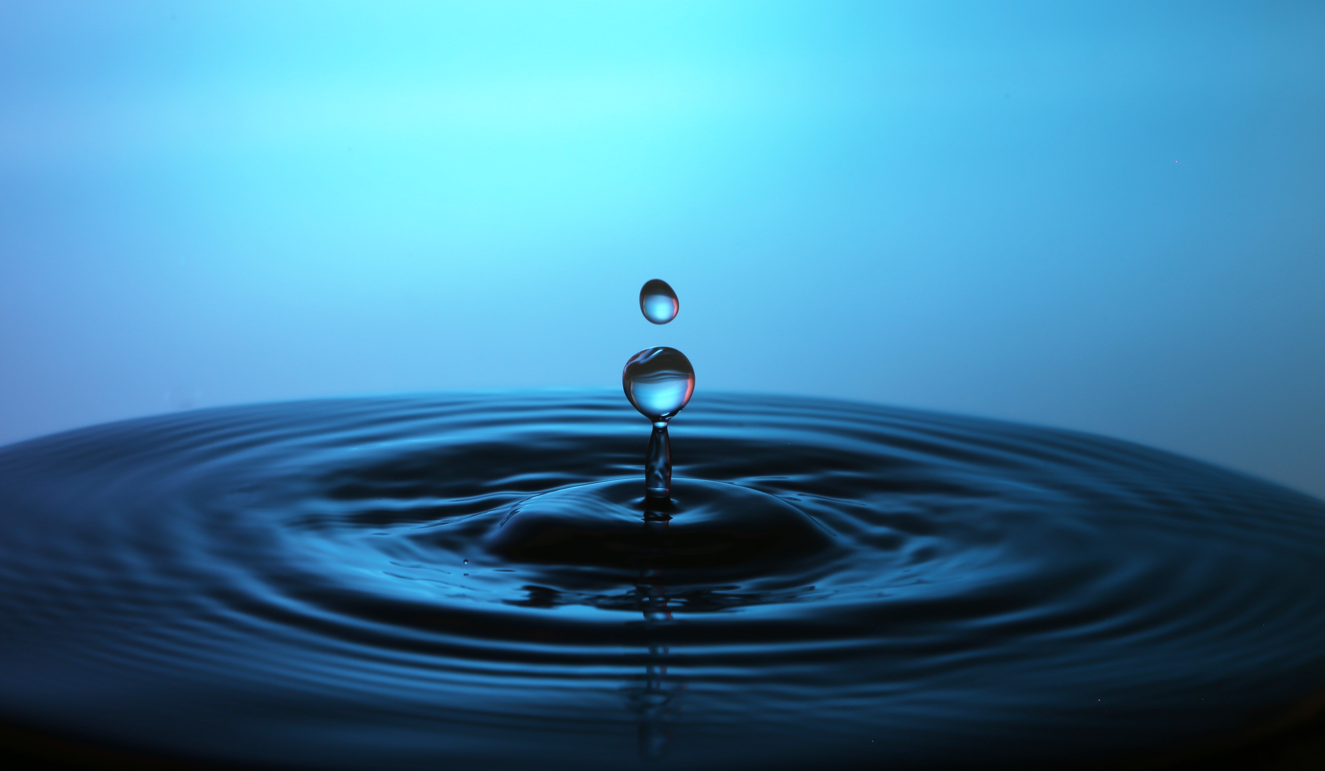 Water drop photography 4K HD Wallpaper