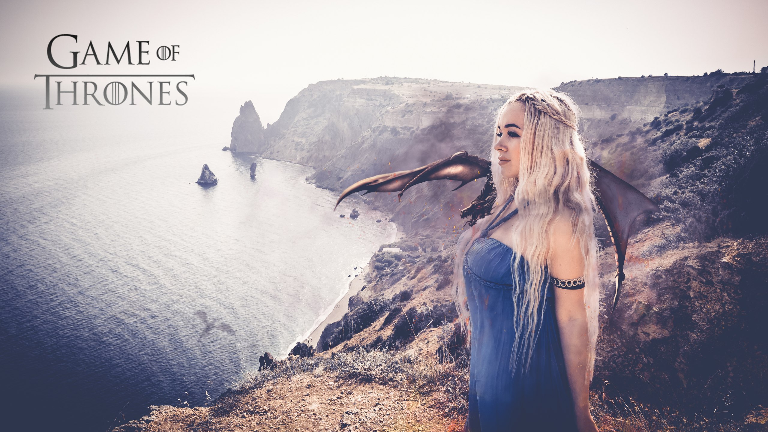 Daenerys Targaryen from Game of Thrones cosplay HD Wallpaper