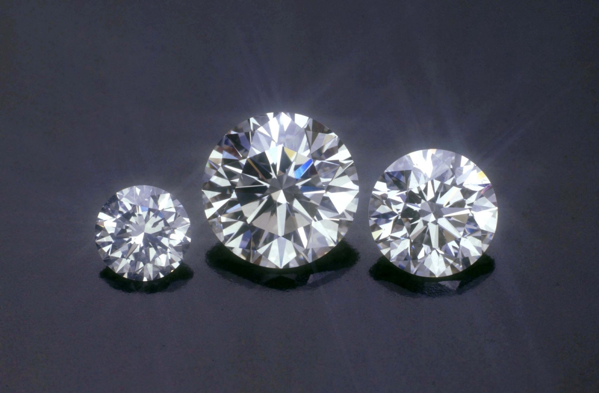 Three diamonds on a dark background HD Wallpaper