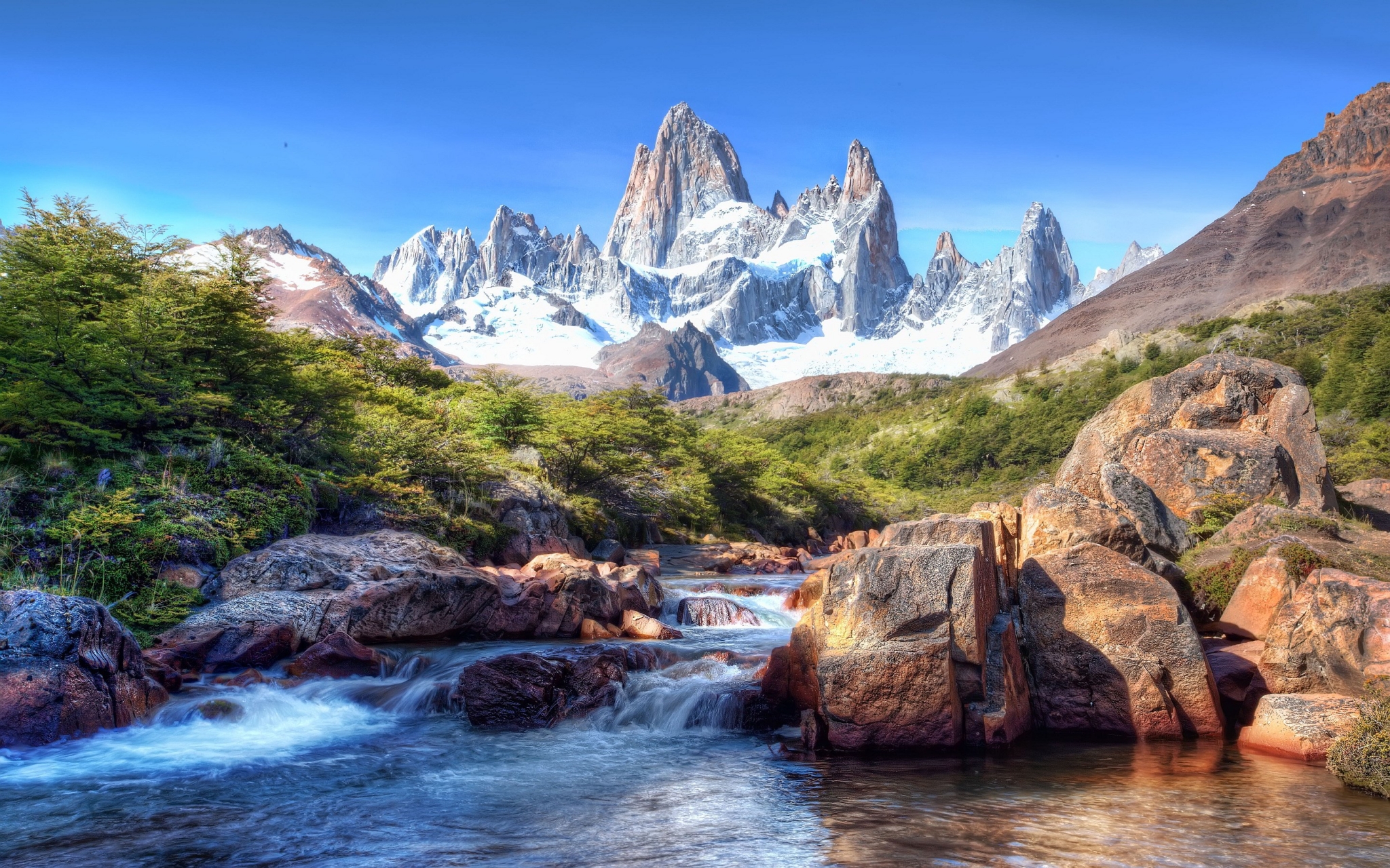 Fitz Roy Mountain Range and River HD Wallpaper
