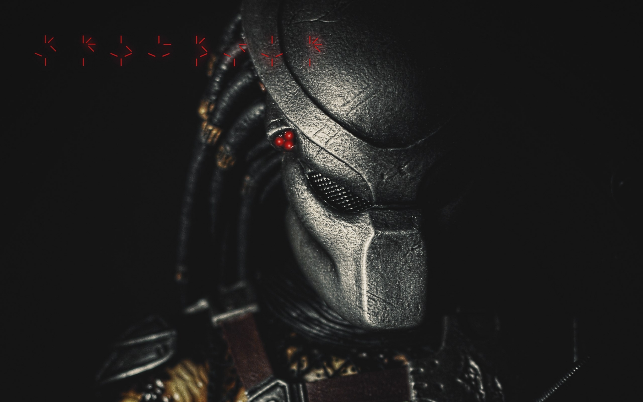 Predator mask with red markings HD Wallpaper