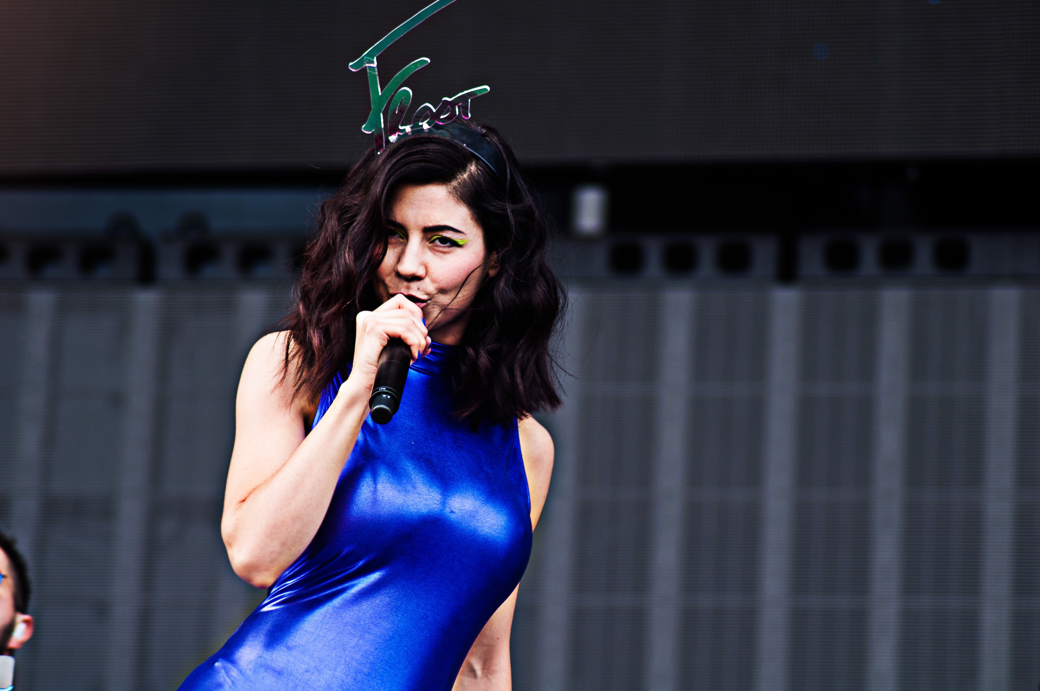 Marina Diamandis performing on stage HD Wallpaper
