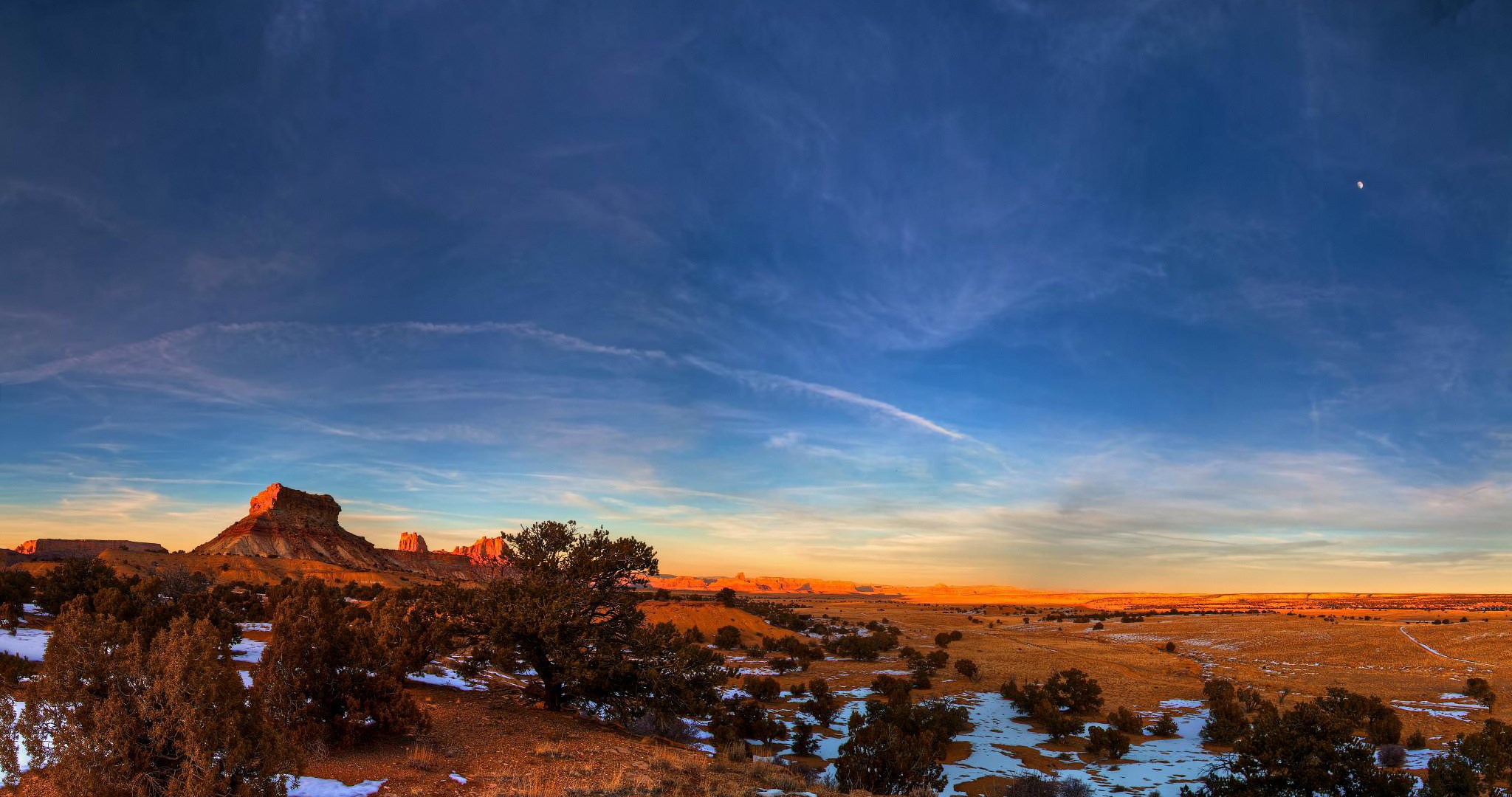 Desert landscape with mesas at sunset HD Wallpaper