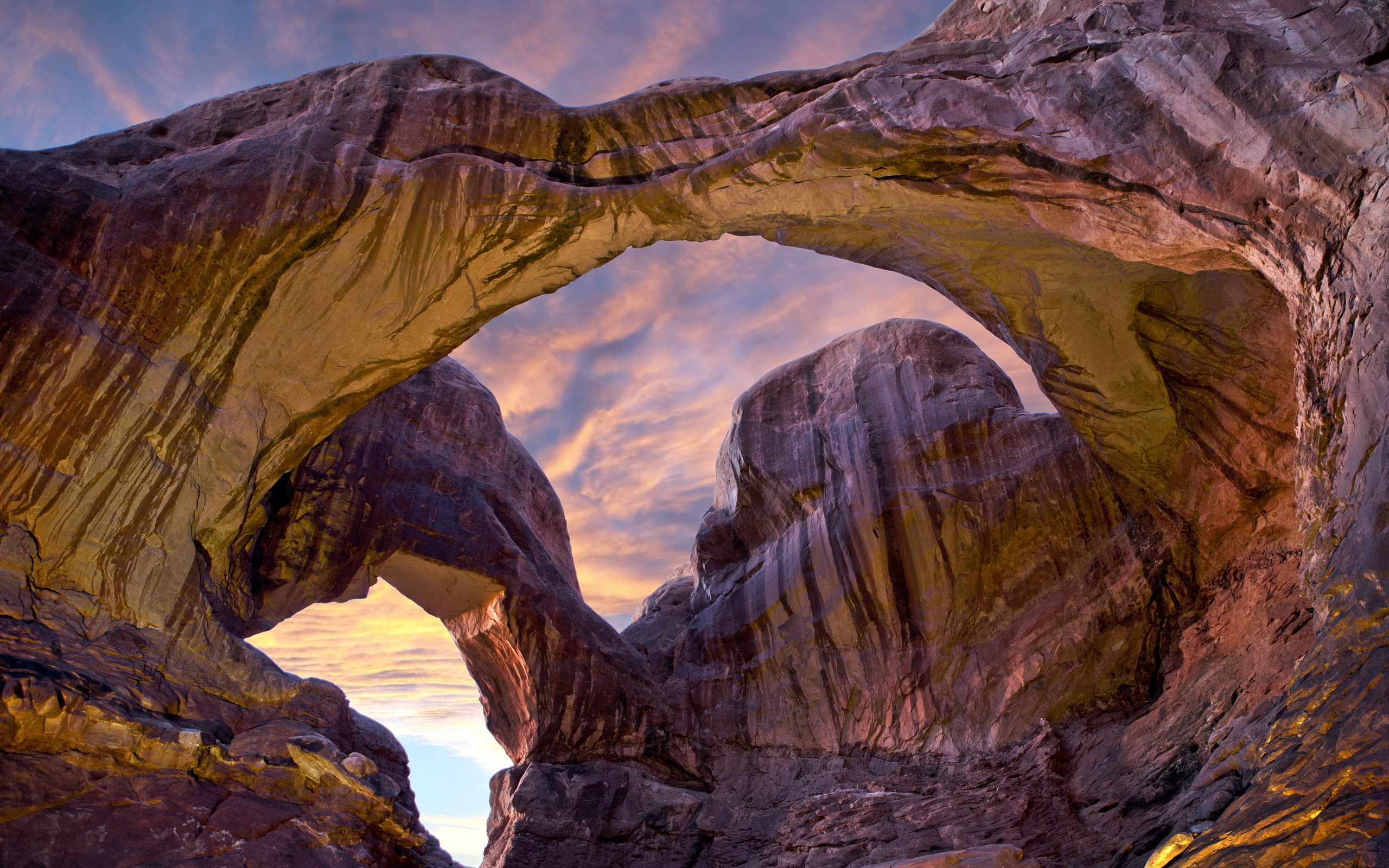 Double Arch rock formation at sunset HD Wallpaper