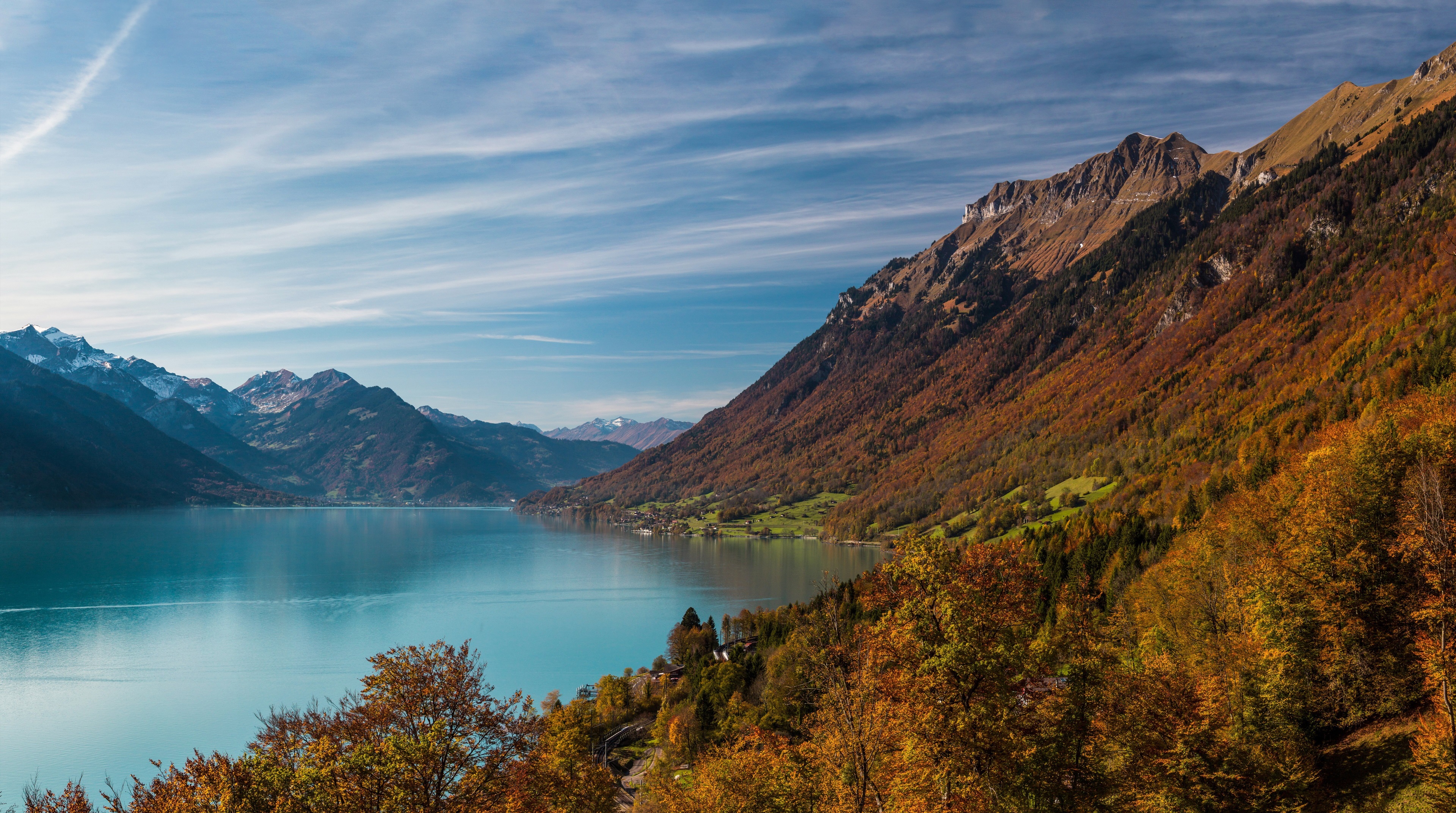 Mountains and lake in autumn 4K HD Wallpaper