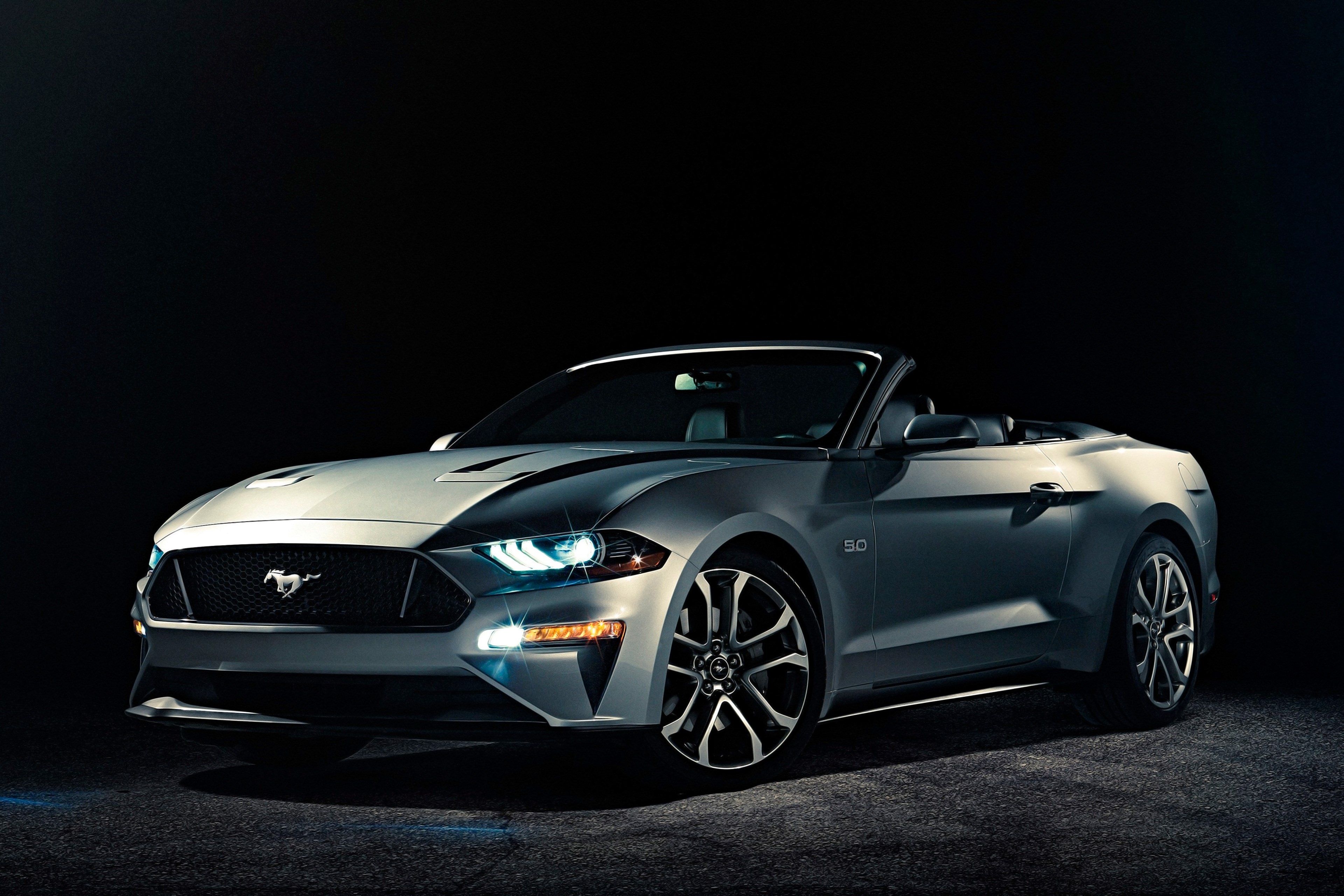 Ford Mustang 5.0 Convertible 4K HD Wallpaper