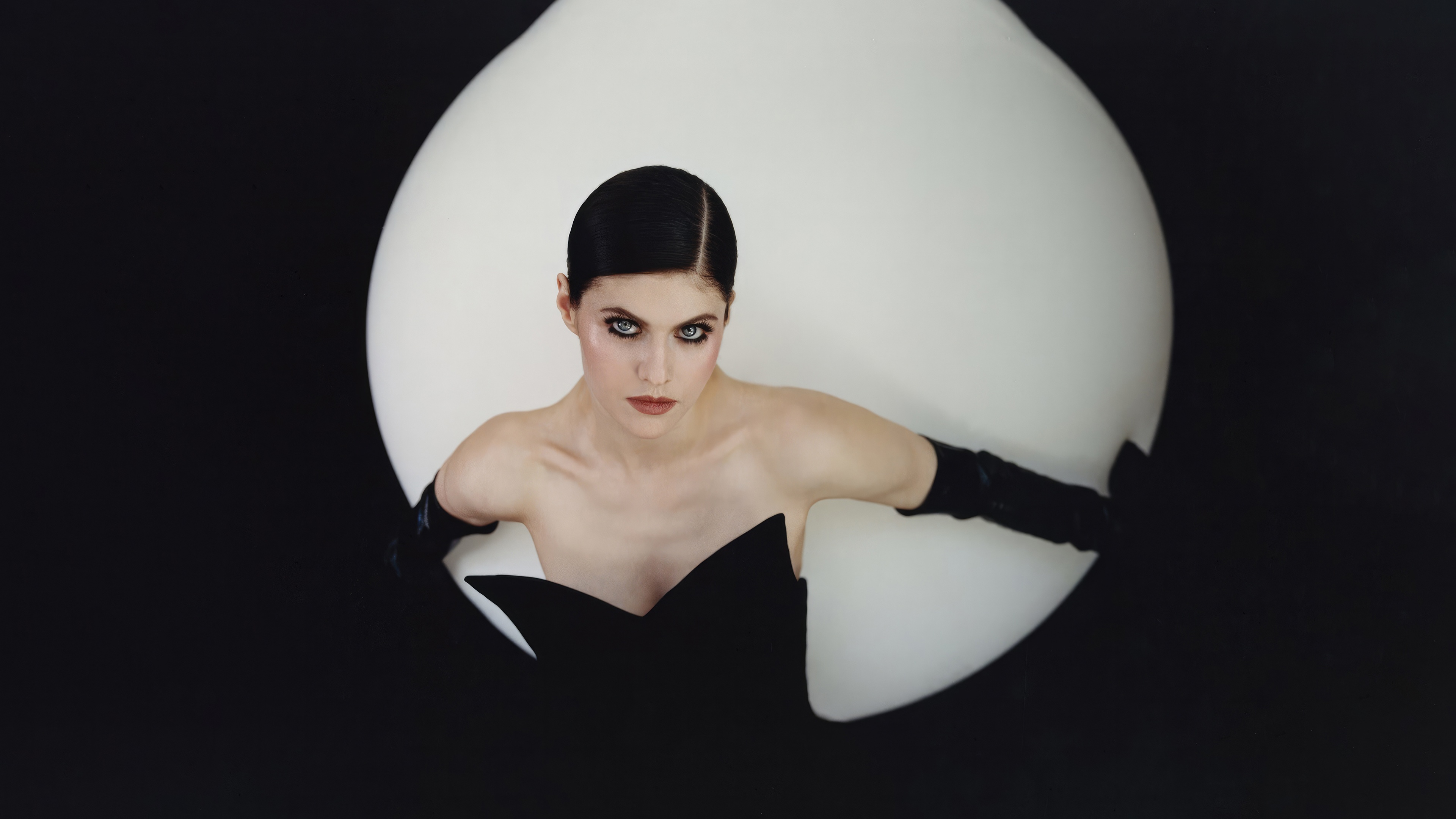 Alexandra Daddario Numero Magazine 2023 HD Wallpaper
