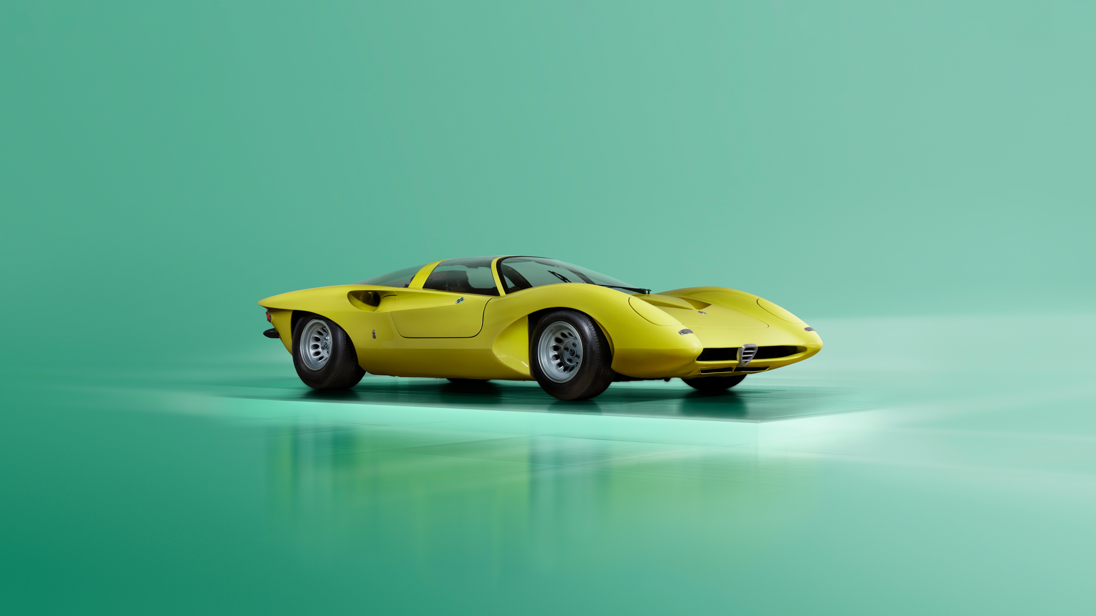 Yellow Alfa Romeo 33 Coupe Speciale HD Wallpaper