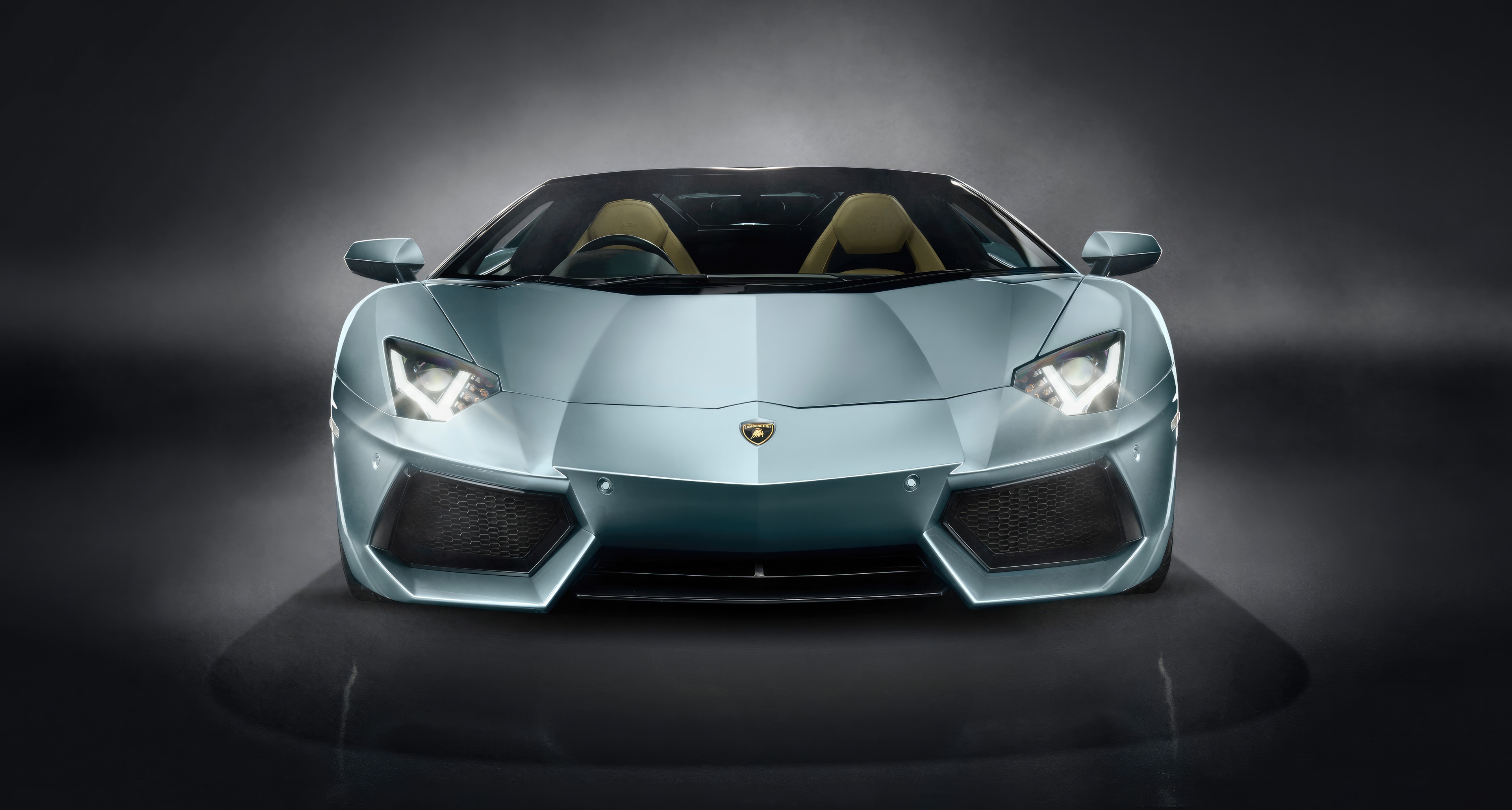 Lamborghini Aventador LP 700 HD Wallpaper