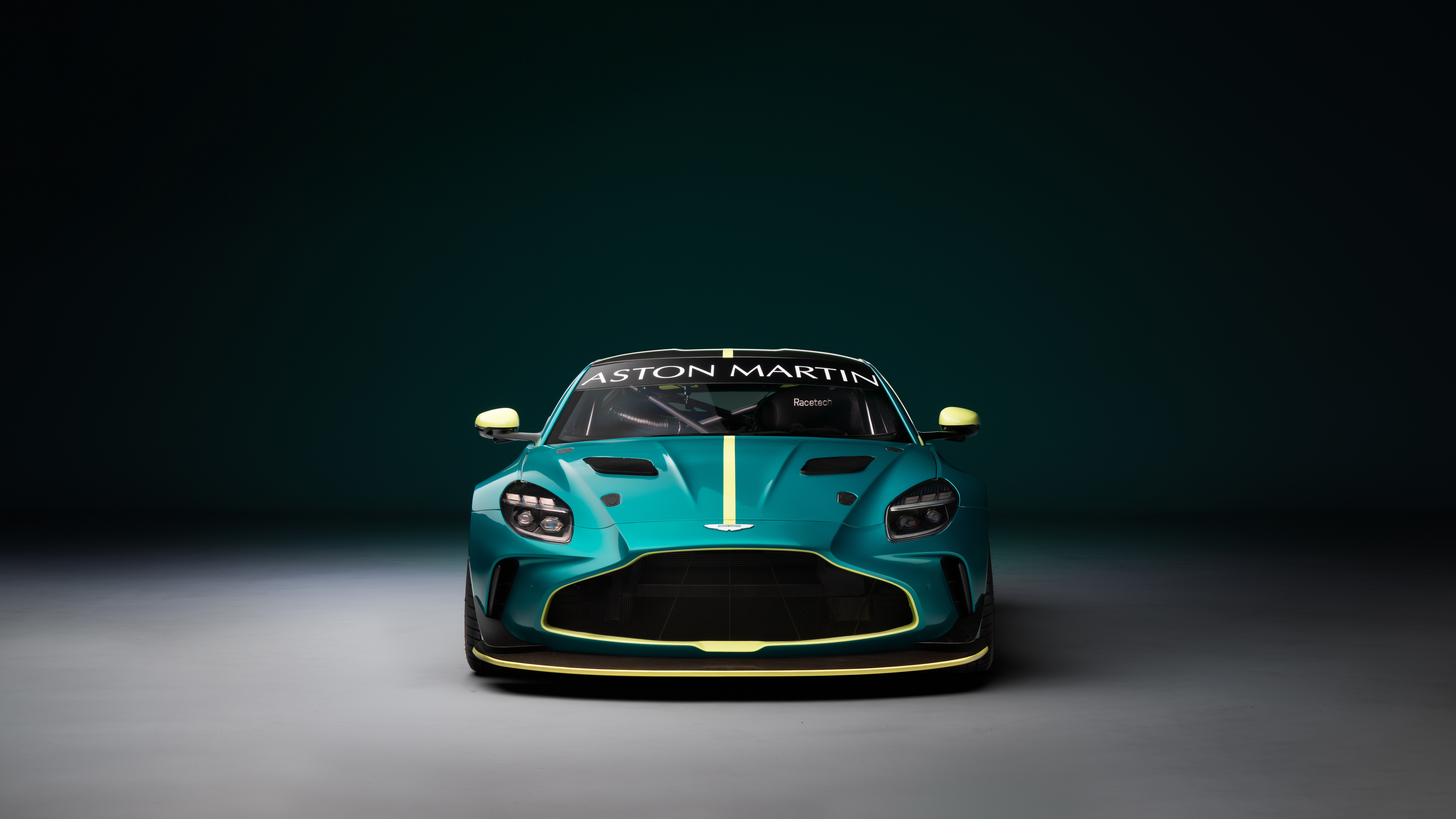 Aston Martin Vantage GT4 2024 Race Car HD Wallpaper