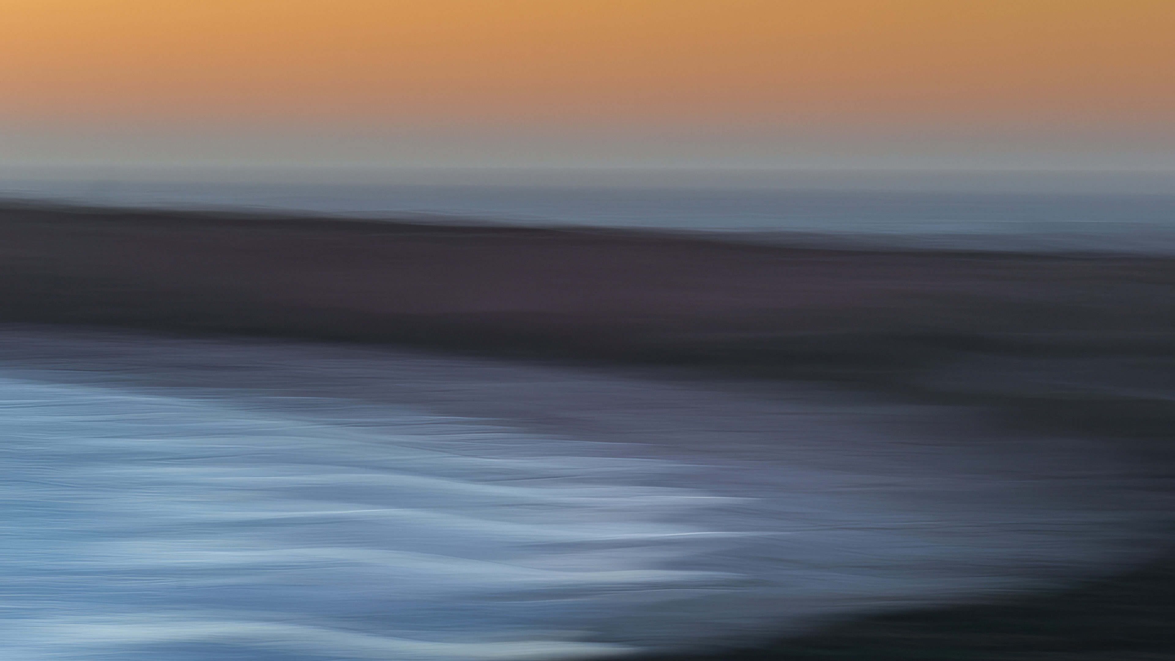 Abstract Ocean Sunset with Blurred Waves HD Wallpaper