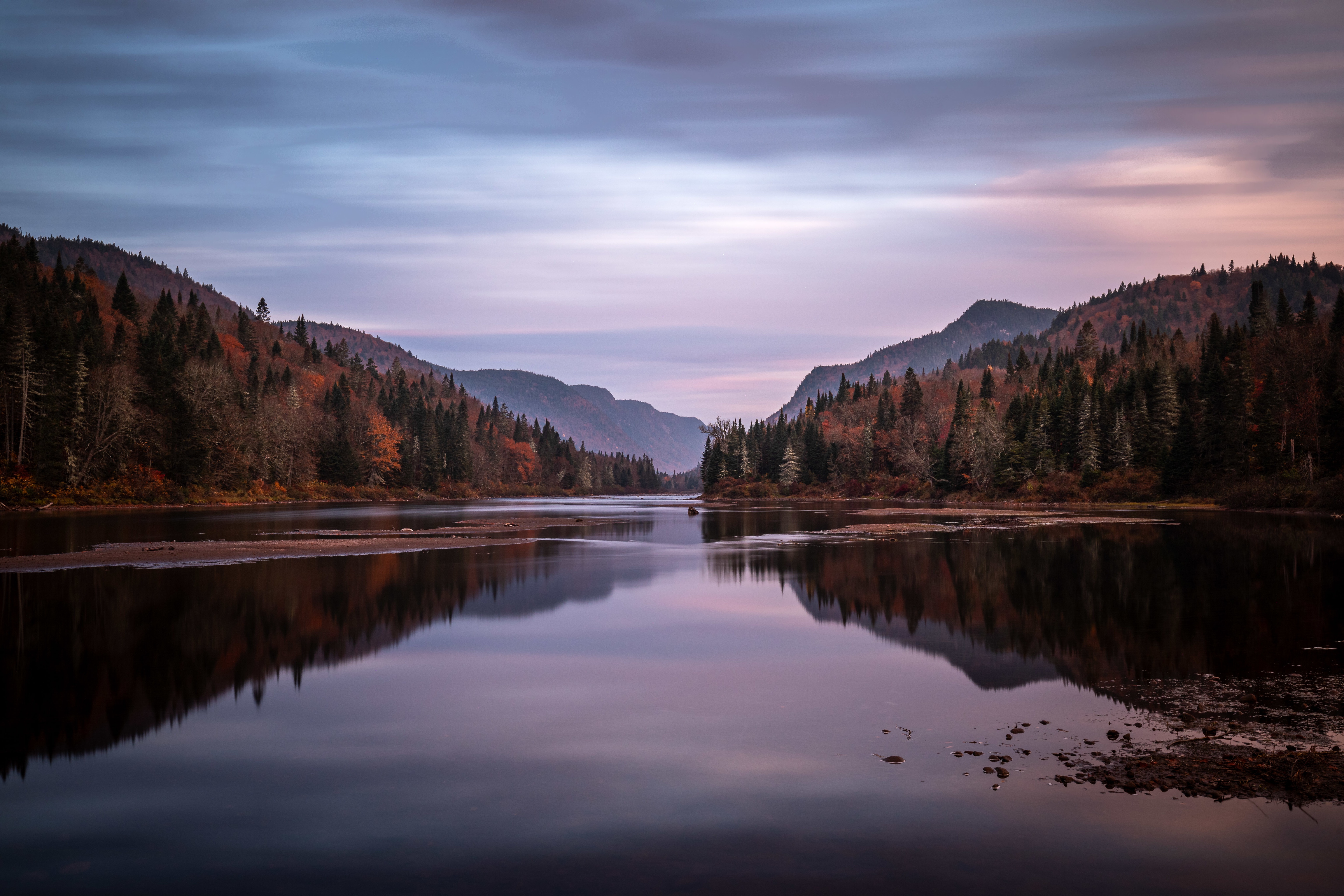 Parc National de la Jacques Cartier in Autumn HD Wallpaper