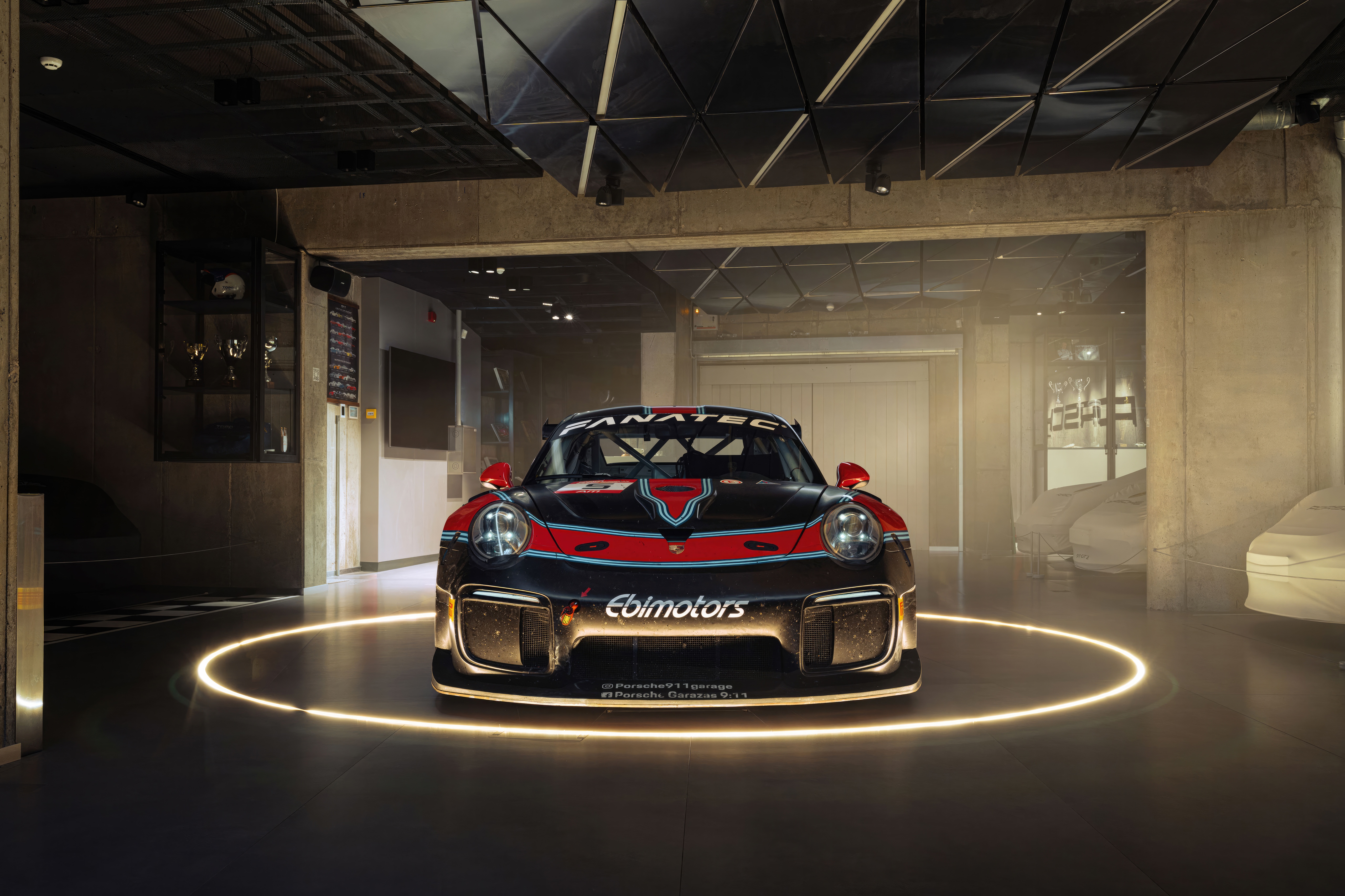 Porsche GT2 RS Clubsport on display HD Wallpaper