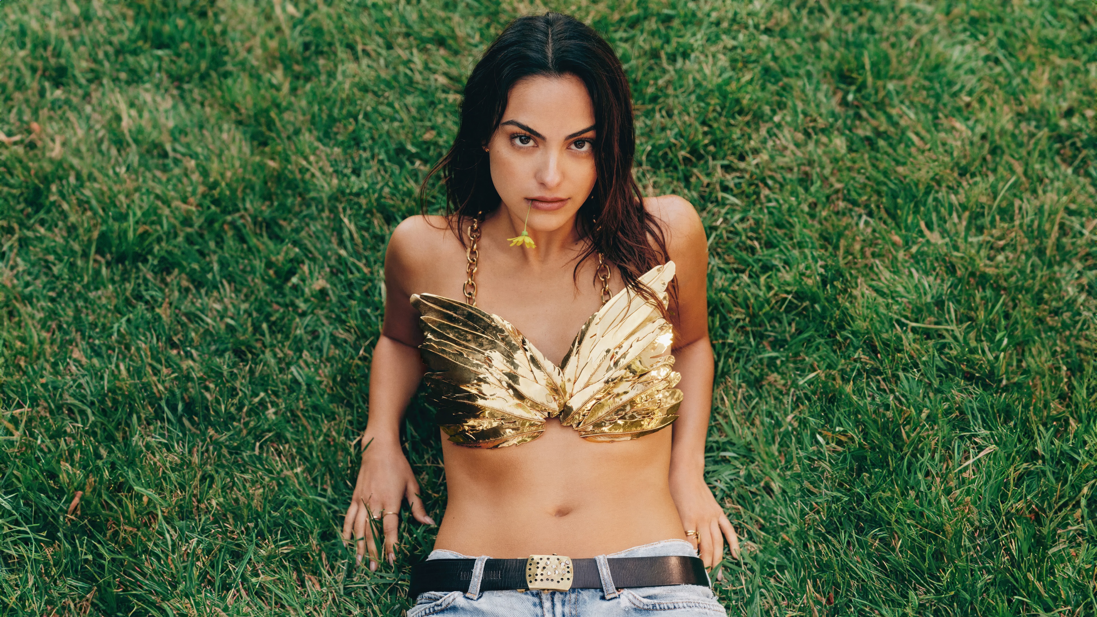 Camila Mendes for Vogue Mexico HD Wallpaper