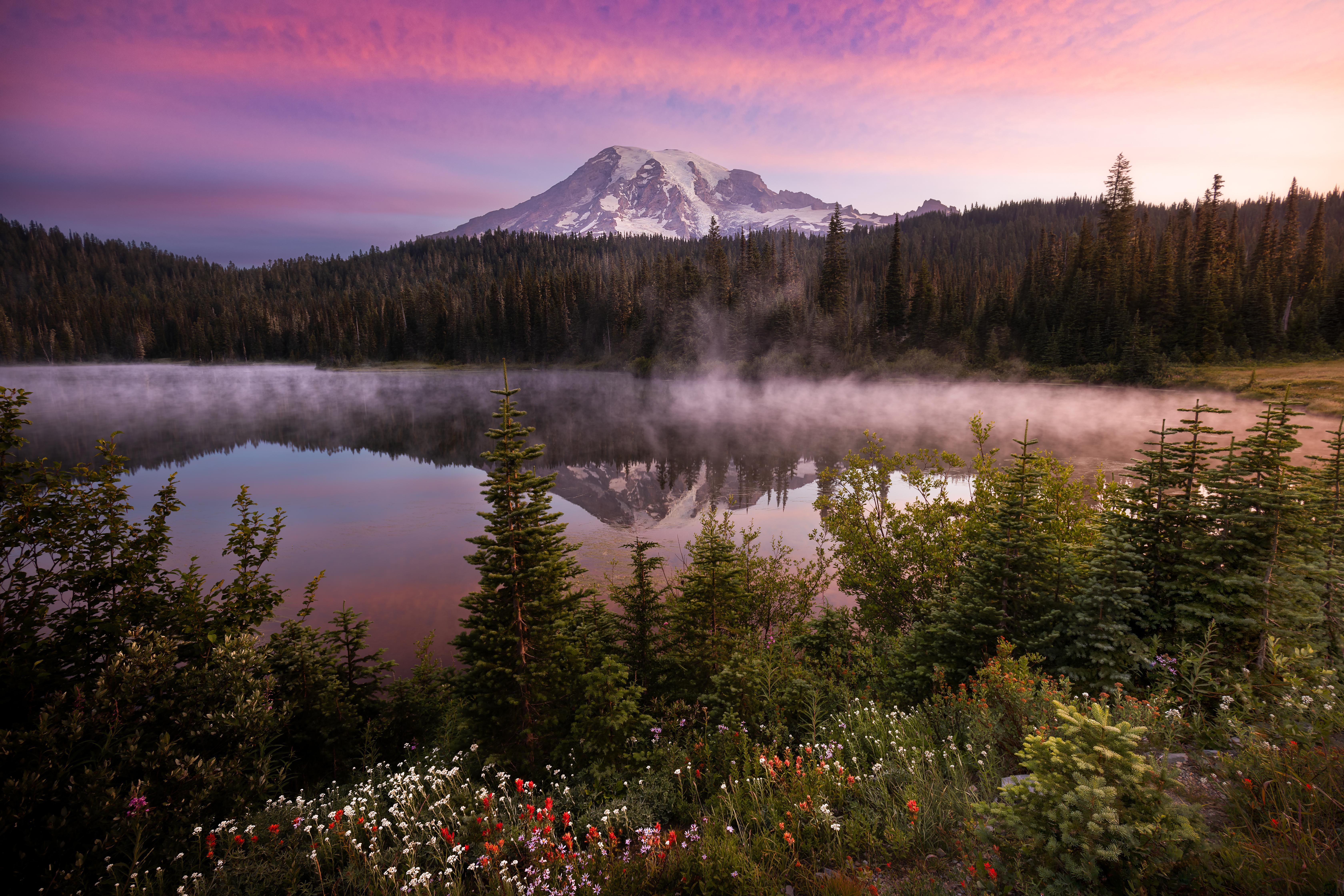 Mount Rainier National Park at Sunrise with Fog HD Wallpaper