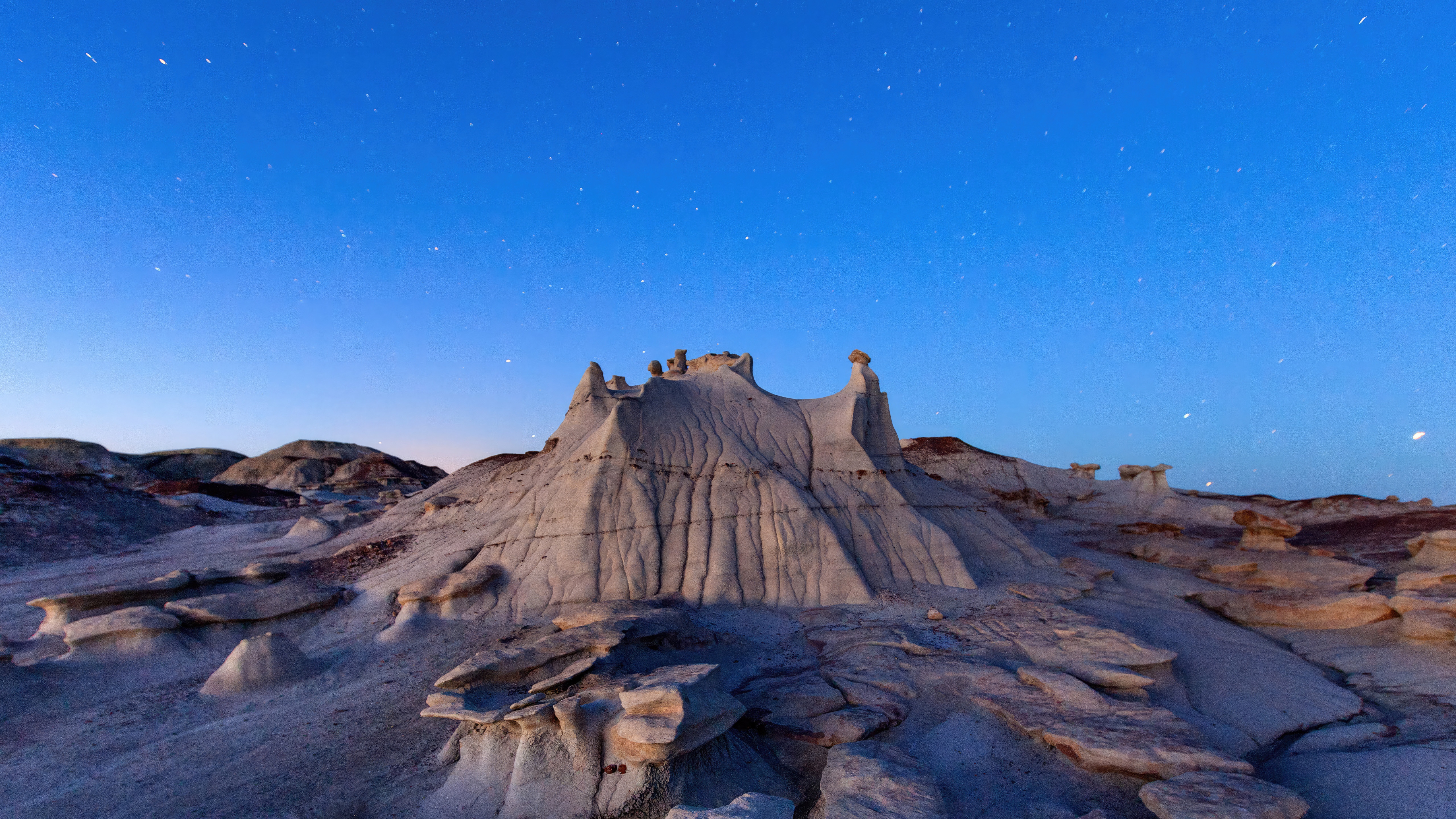 Bisti/De-Na-Zin Wilderness, New Mexico at Night HD Wallpaper
