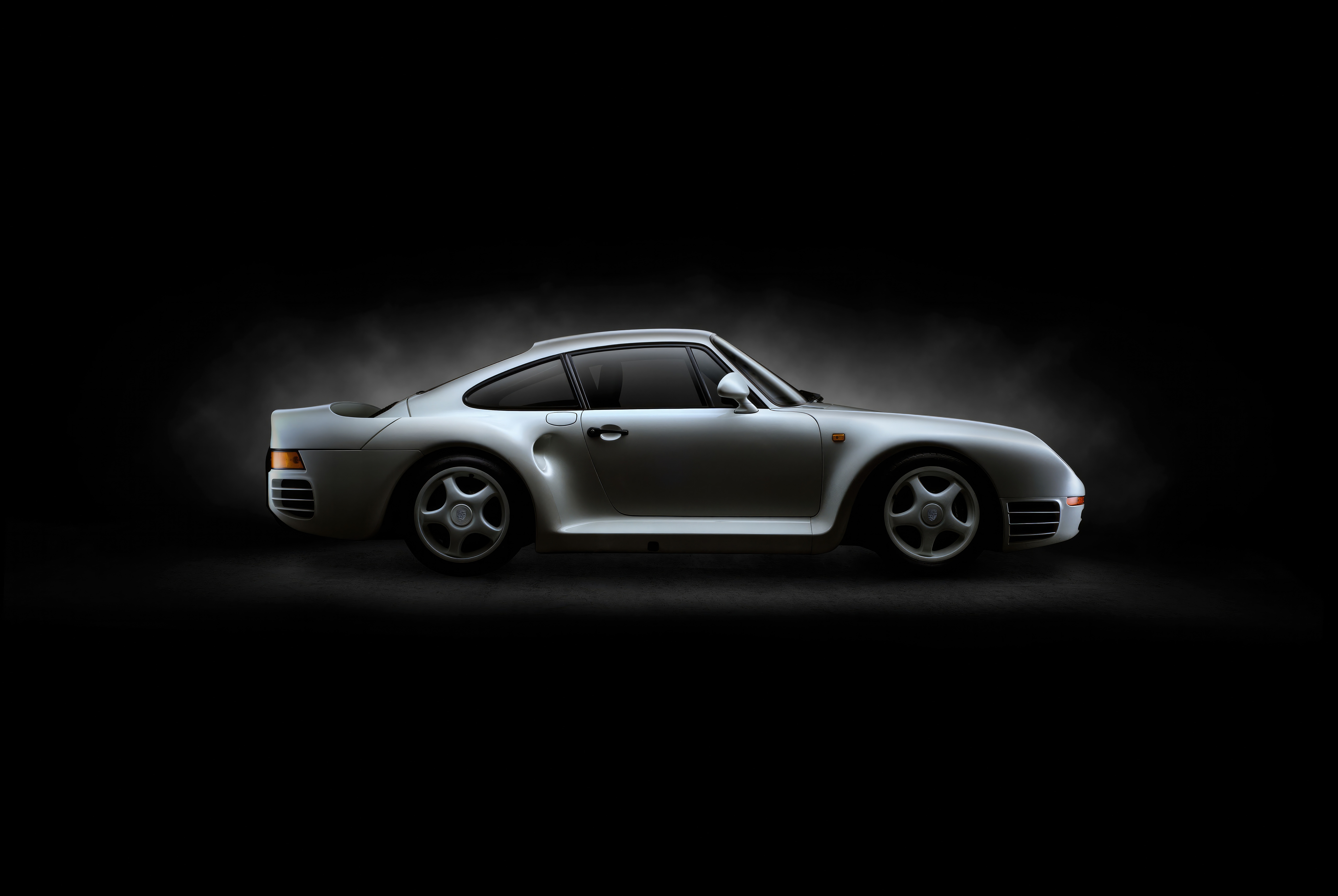 Silver Porsche 959 Sports Car Side View HD Wallpaper