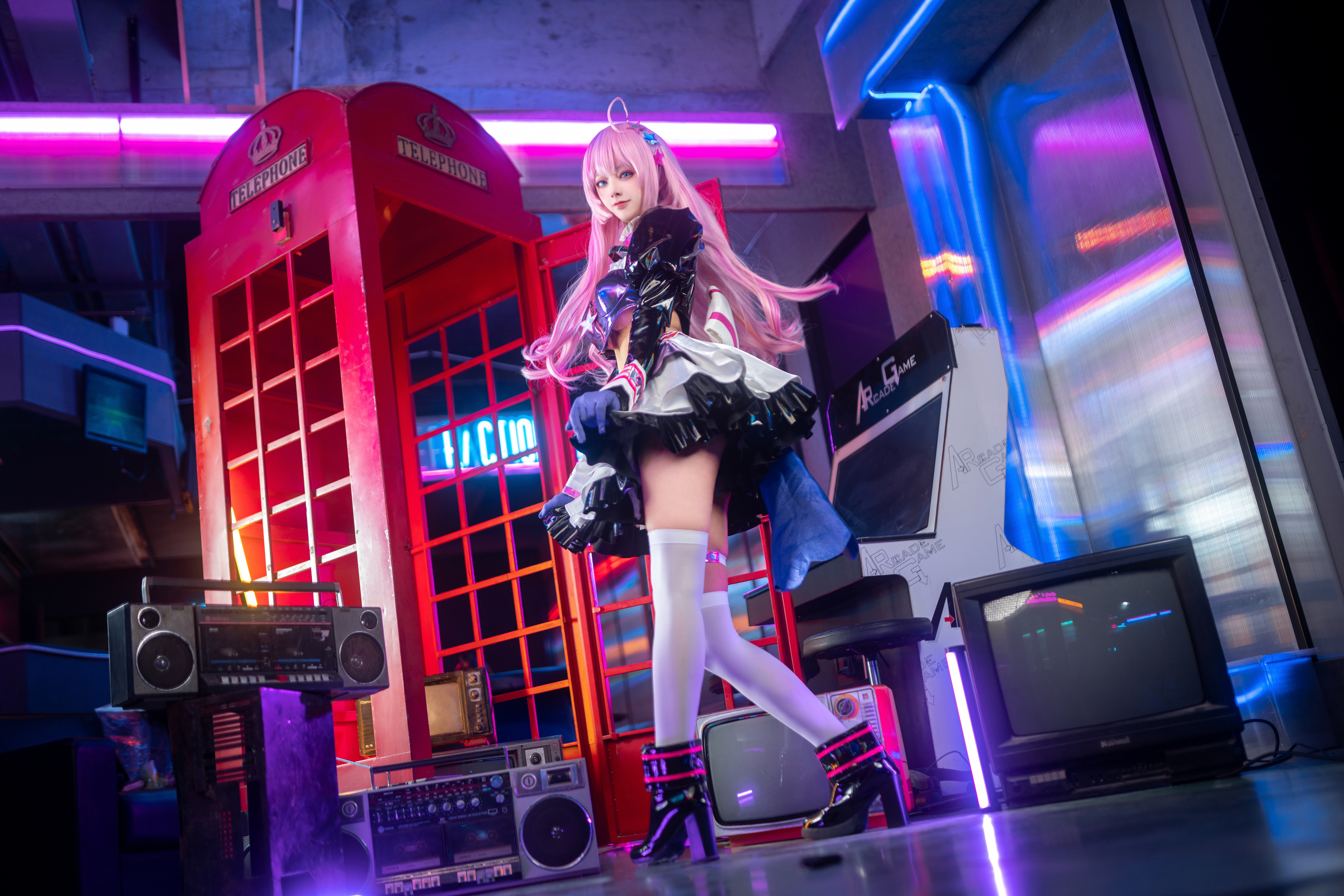 Anime Girl Cosplay in Neon-Lit Arcade HD Wallpaper