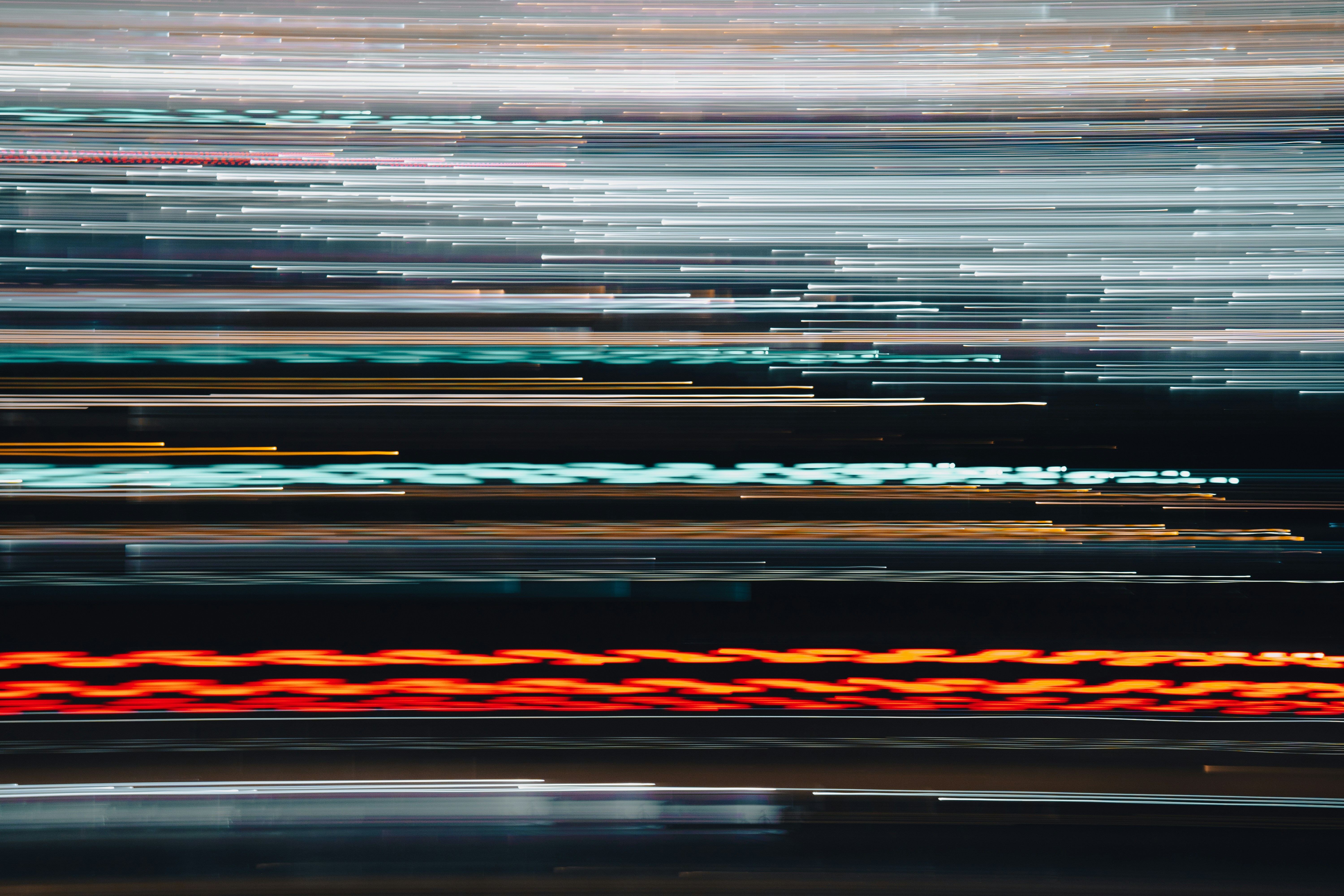 Abstract light streaks from street lights HD Wallpaper