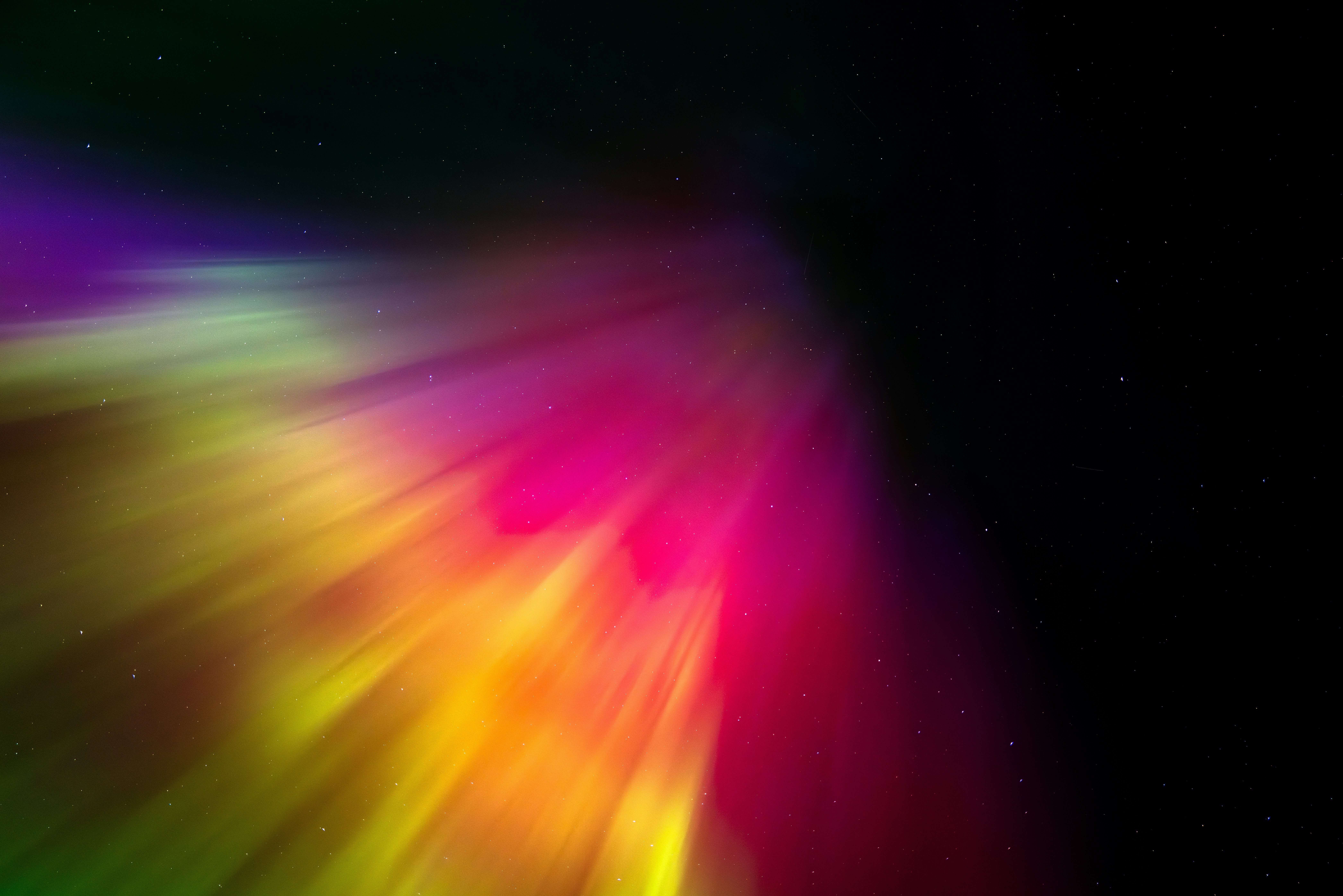 Colorful Aurora Borealis in a Starry Night Sky HD Wallpaper