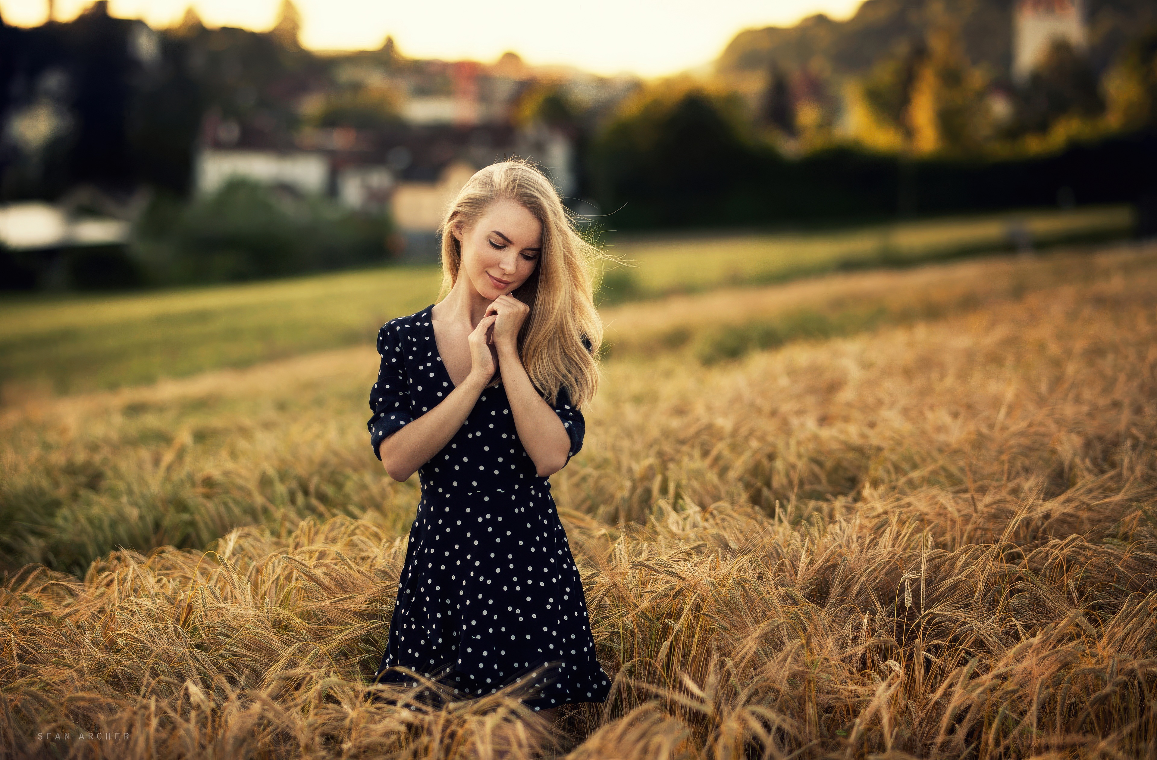 Girl in Black Polka Dots Dress in Wheat Field HD Wallpaper