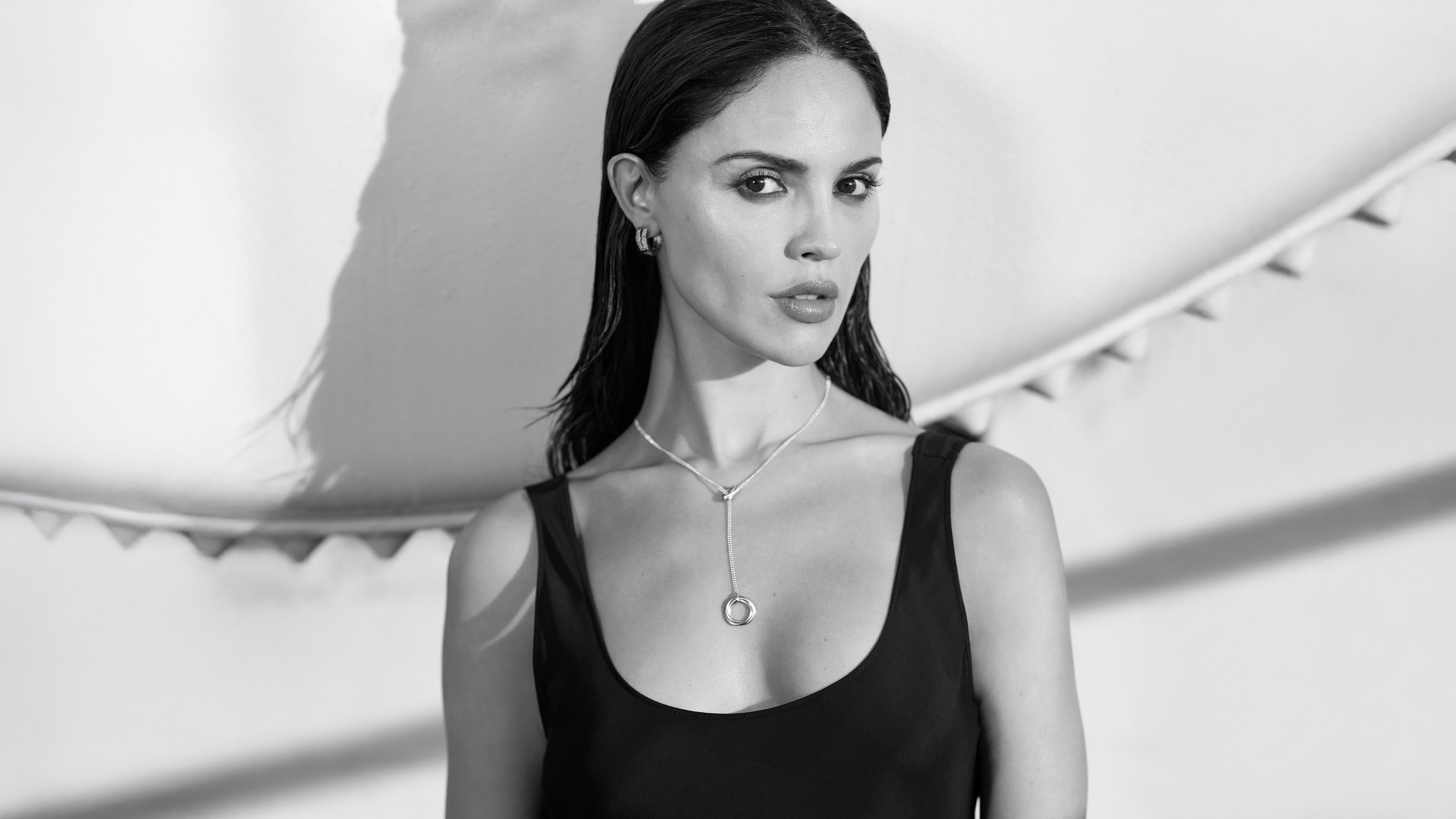 Eiza Gonzalez by Gavin Bond for Revista De Milenio HD Wallpaper
