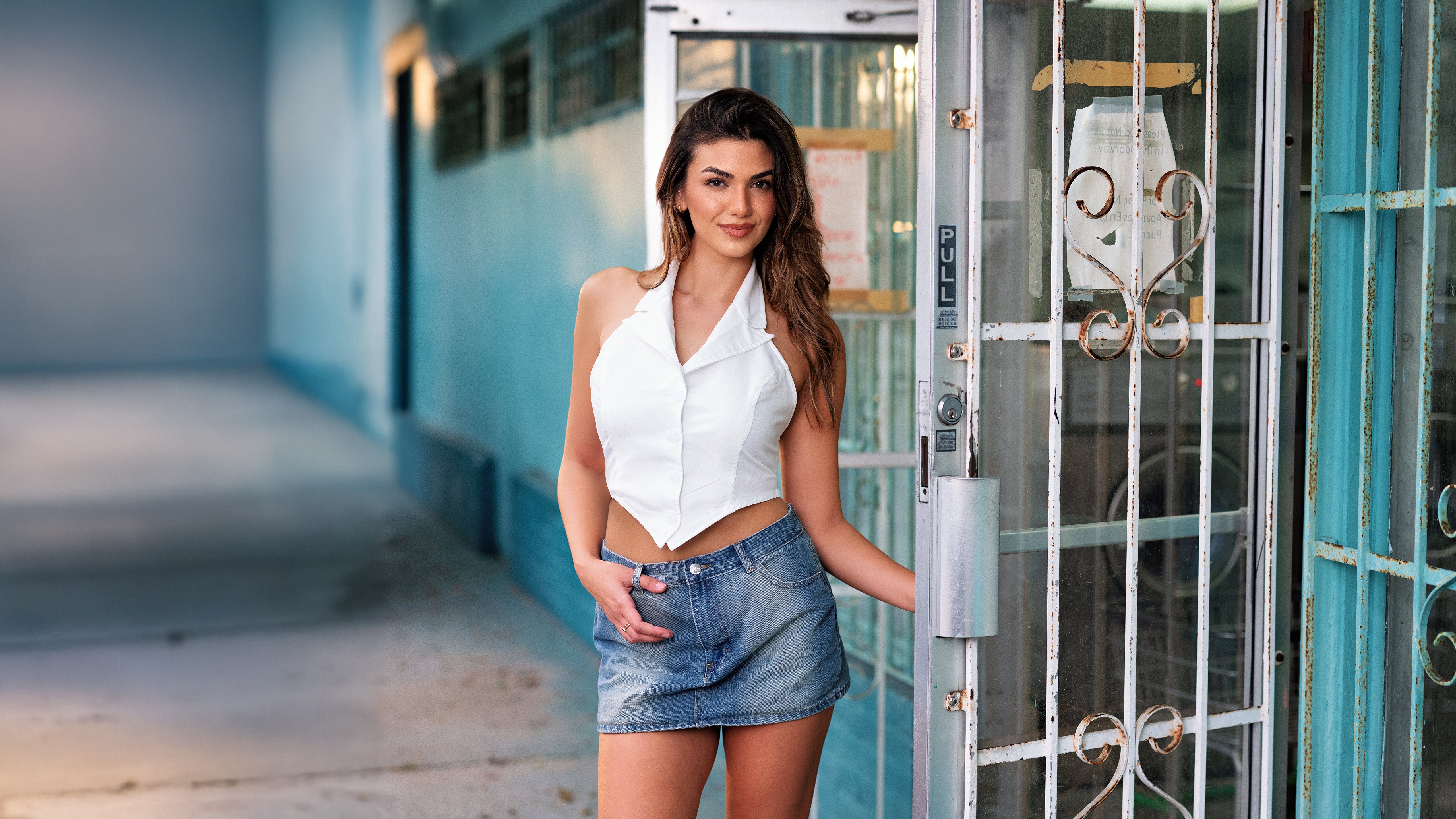 Veronica Model in White Top and Denim Skirt HD Wallpaper
